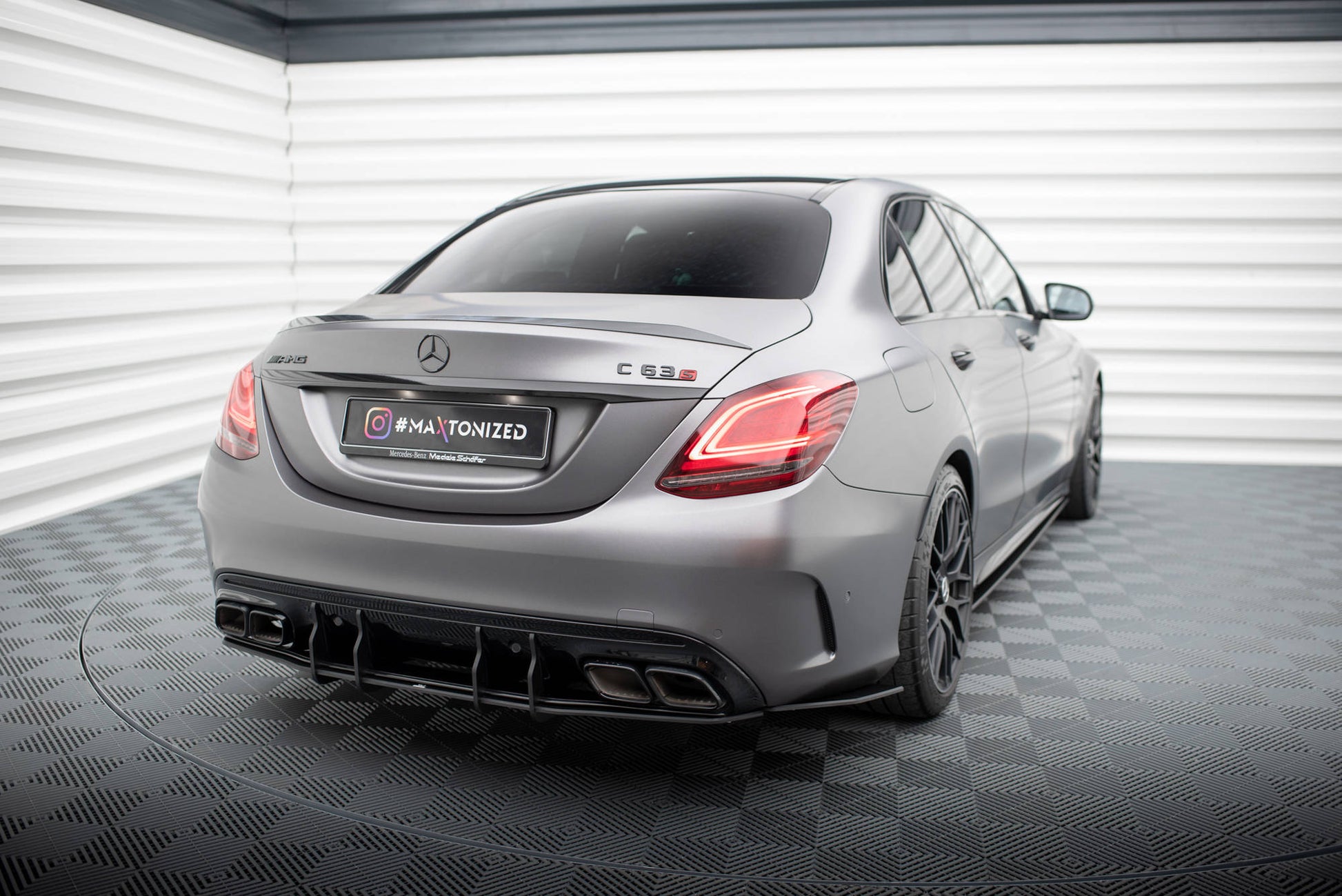 Maxton Street Pro Heckschürze für Mercedes-AMG C63 Limousine / Kombi W205 Facelift