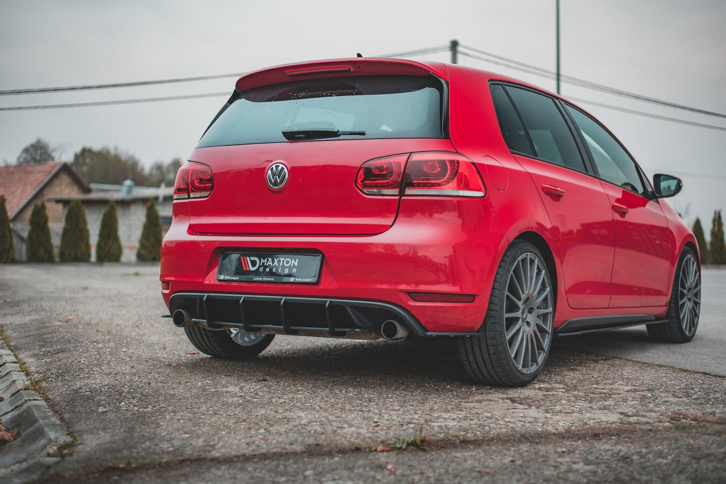 Maxton Robuste Racing Heckschürze V.2 für Volkswagen Golf GTI Mk6