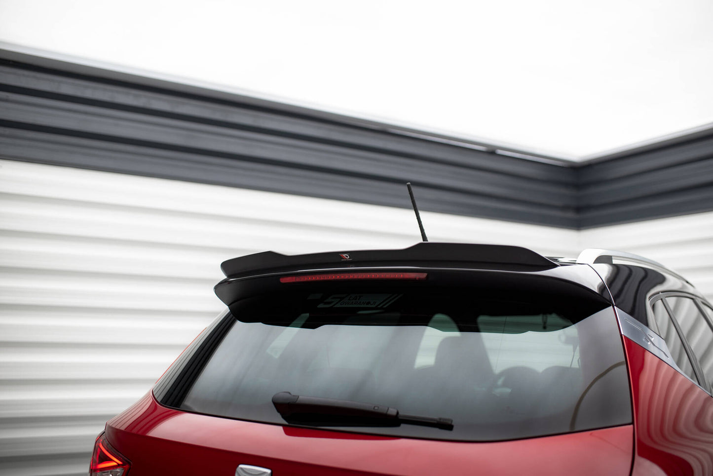 Maxton Spoiler CAP für Seat Arona FR Mk1 schwarz Hochglanz