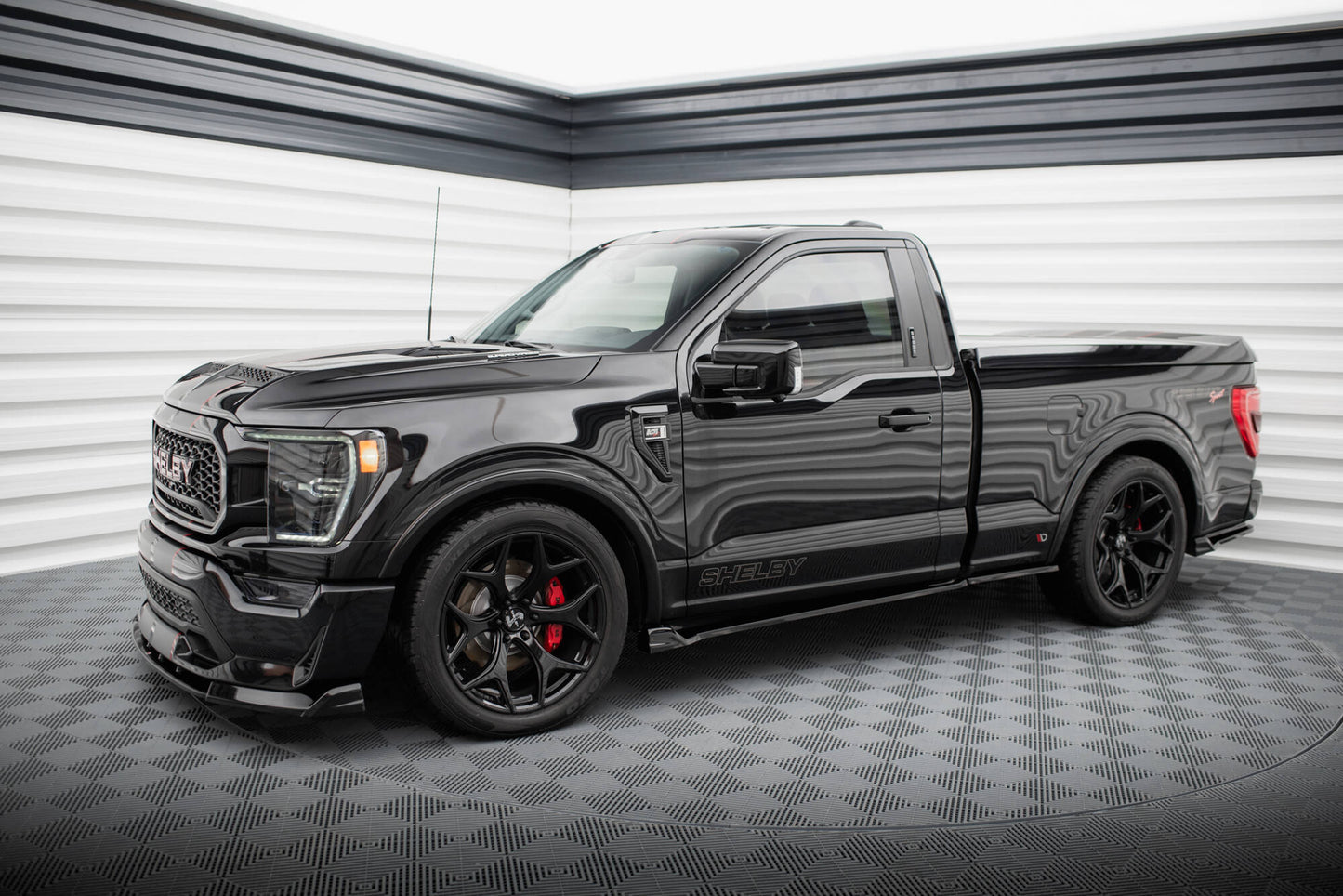 Maxton Seitenschweller Ansatz für Shelby F150 Super Snake schwarz Hochglanz