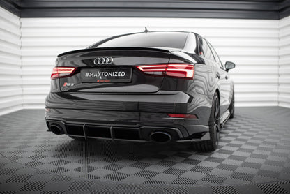Maxton Hintere Seiten Flaps für Audi RS3 Limousine 8V Facelift schwarz Hochglanz