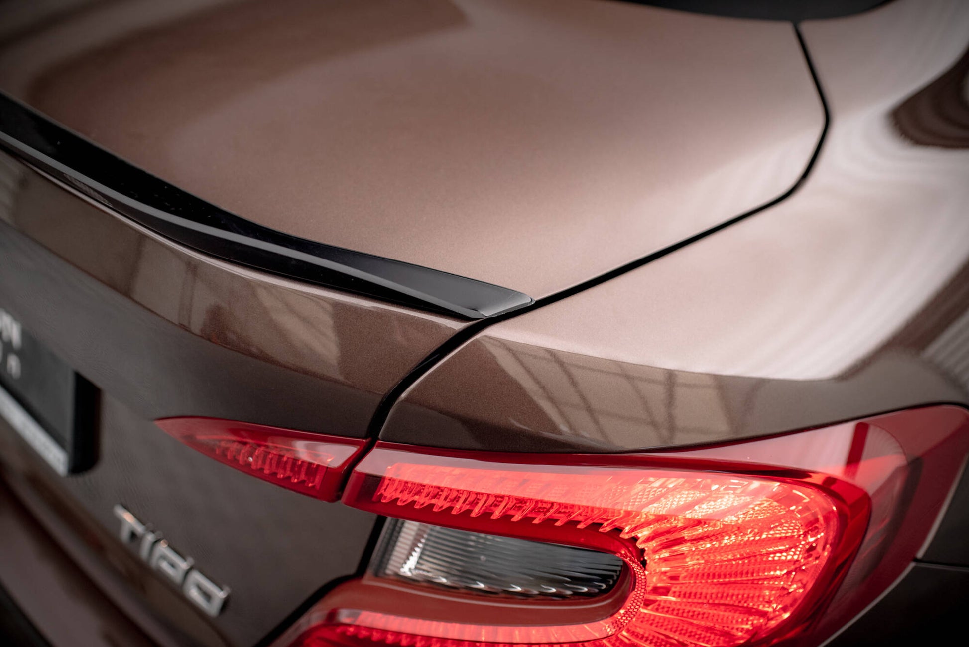 Maxton Spoiler CAP für Fiat Tipo S Limousine Mk1 schwarz Hochglanz