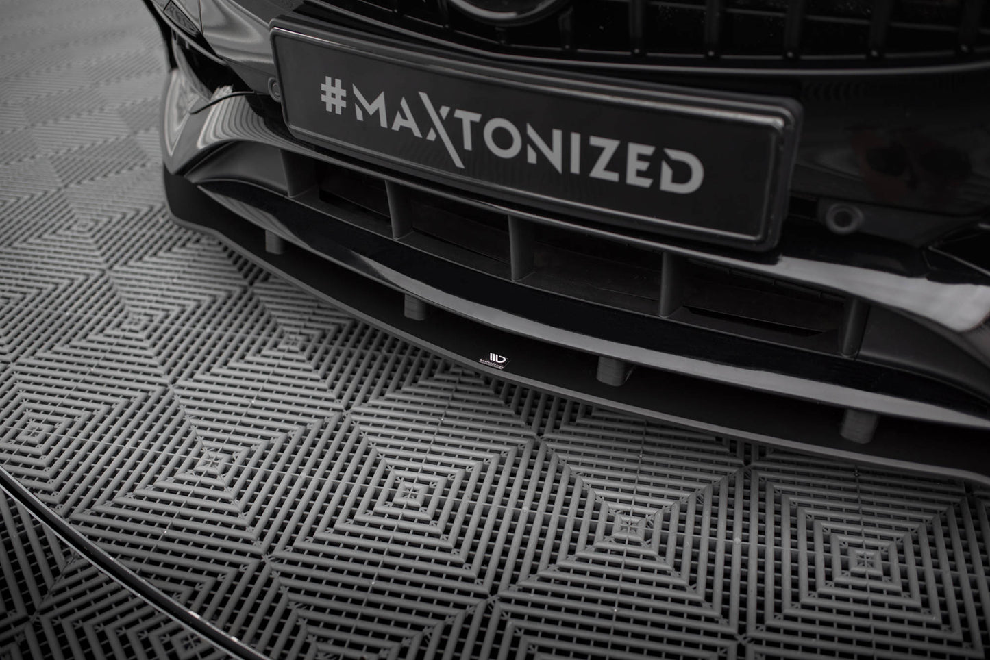 Maxton Street Pro Front Ansatz für für Mercedes-Benz A AMG-Line W176 Facelift