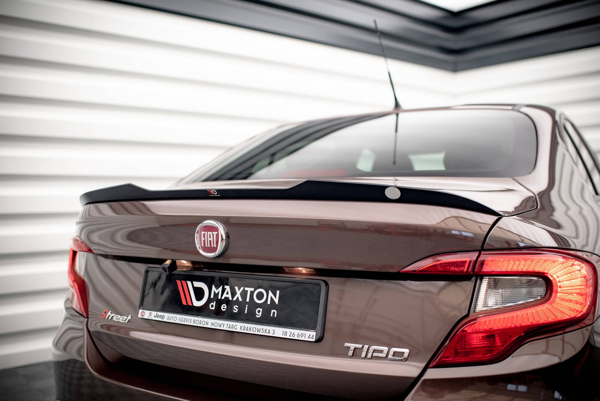 Maxton Spoiler CAP für Fiat Tipo S Limousine Mk1 schwarz Hochglanz