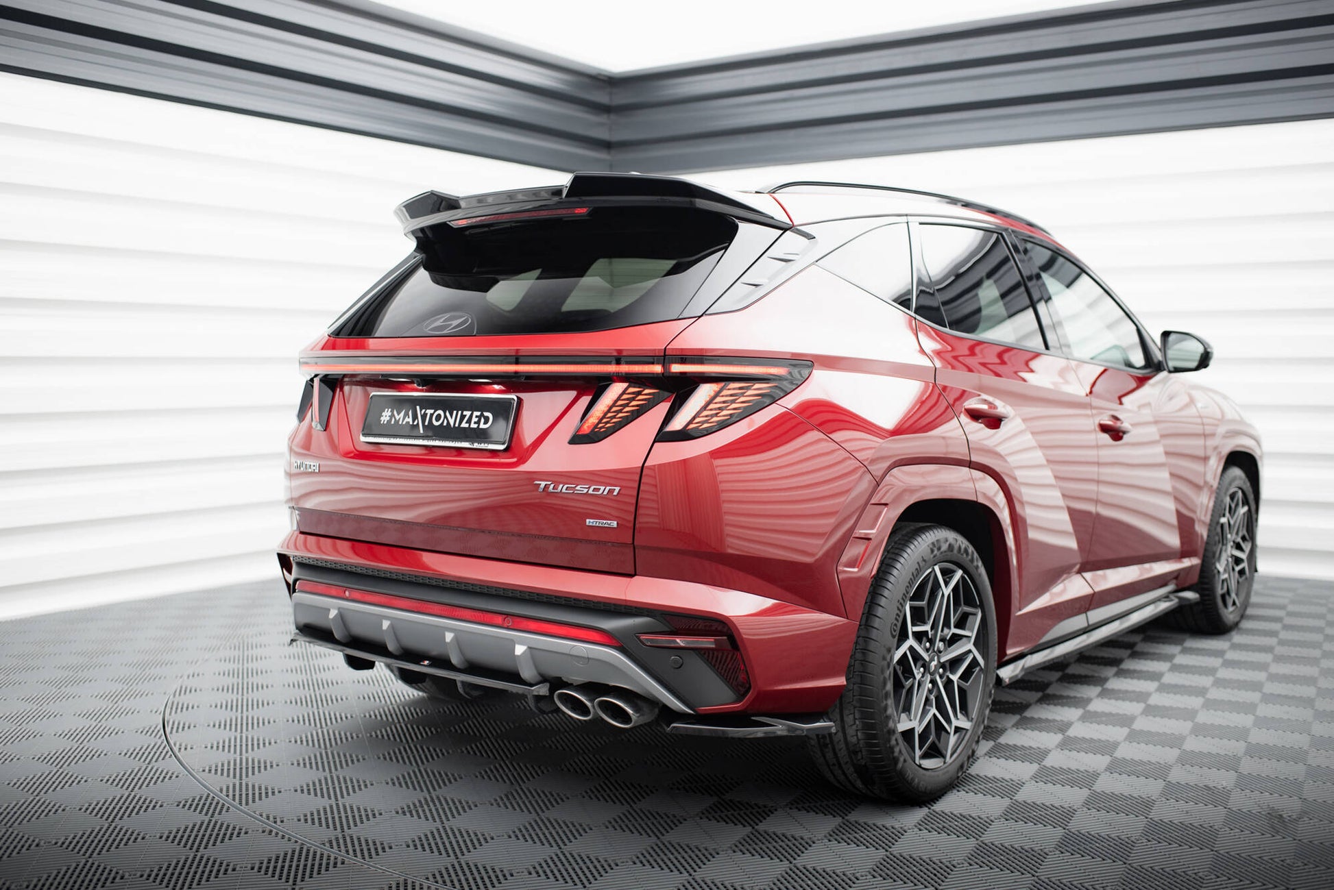 Maxton Spoiler CAP für 3D Hyundai Tucson N-Line Mk4 schwarz Hochglanz