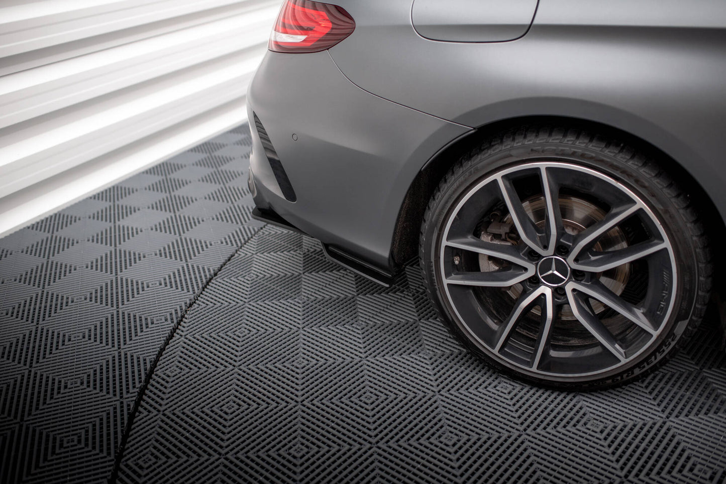 Maxton Street Pro Heck Ansatz Flaps Diffusor für Mercedes-AMG C43 Coupe C205 Facelift