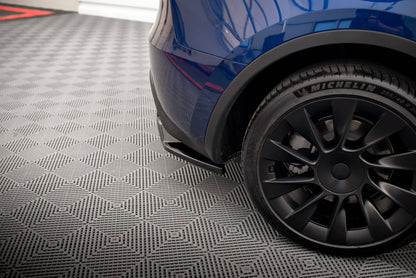 Maxton Mittlerer Diffusor Heck Ansatz DTM Look für Tesla Model Y schwarz Hochglanz