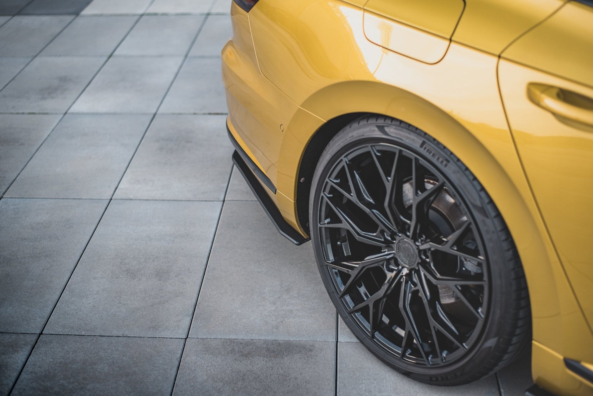 Maxton Robuste Racing Diffusor Heck Ansatz für Volkswagen Arteon R-Line