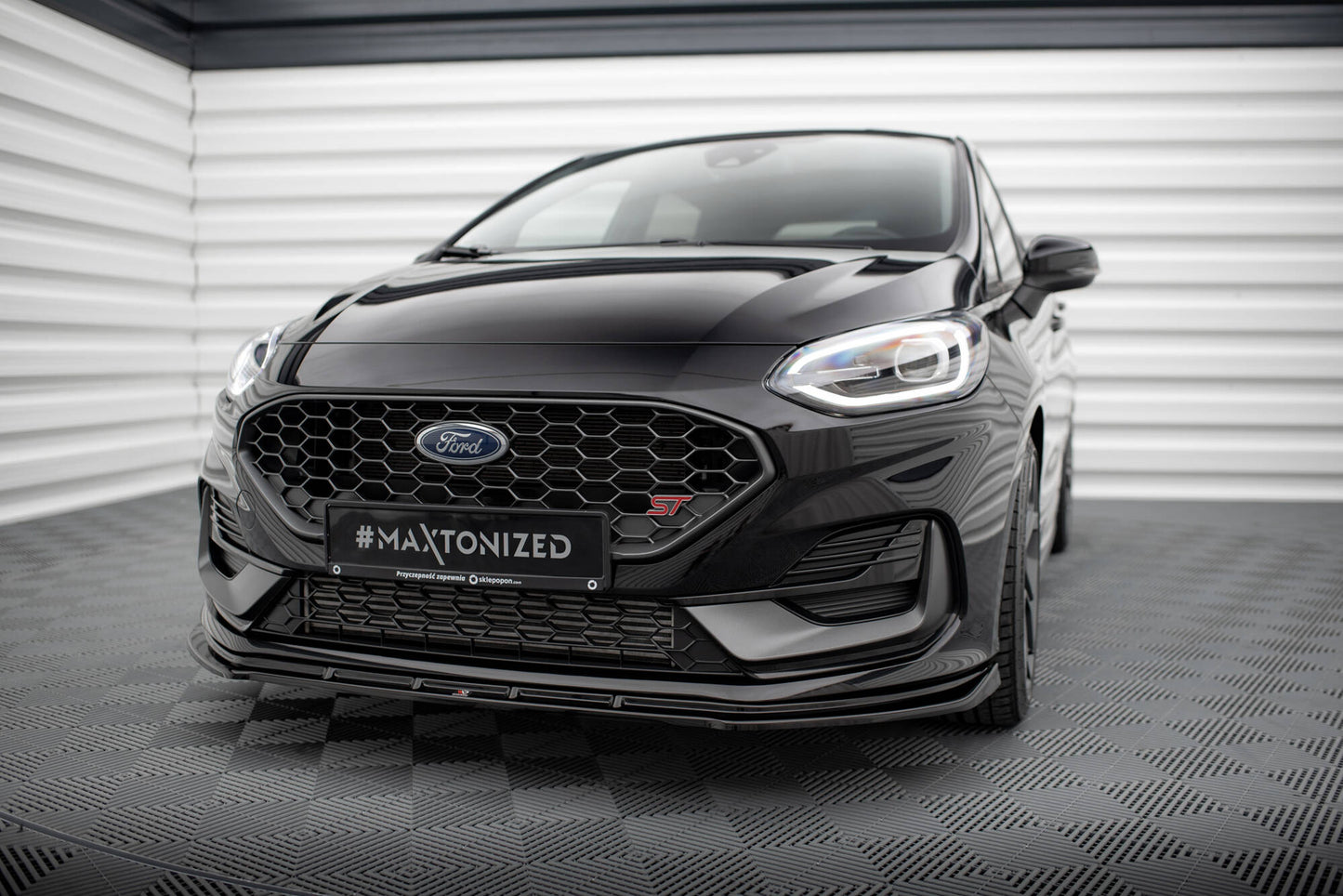 Maxton Front Ansatz V.2 für Ford Fiesta ST  Mk8 Facelift schwarz Hochglanz