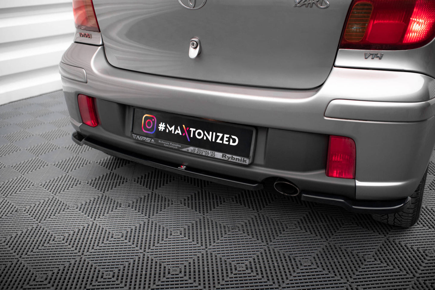 Maxton Heck Ansatz Flaps Diffusor für Toyota Yaris T-Sport Mk1 Facelift schwarz Hochglanz