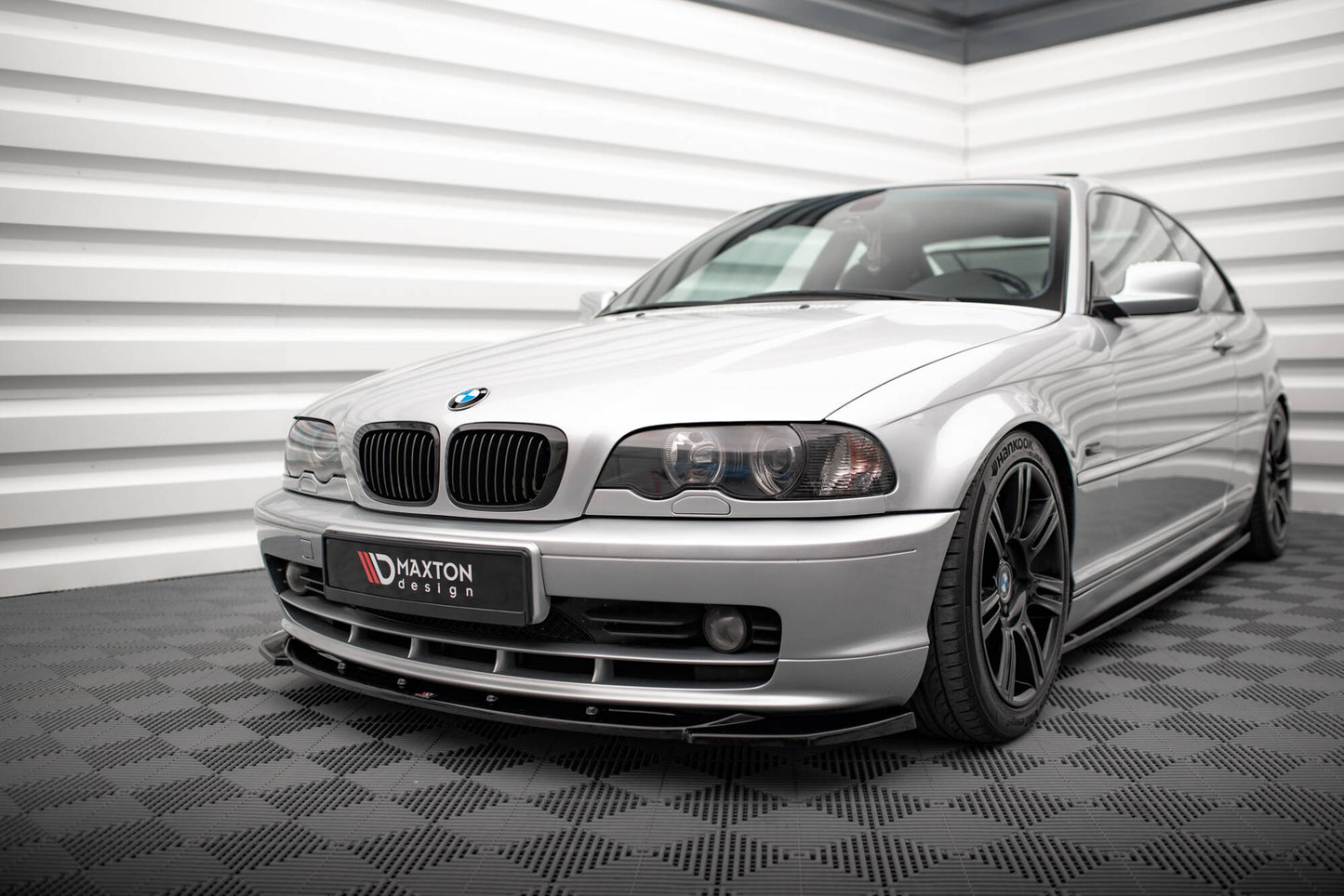 Maxton Front Ansatz V.1 für BMW 3er Coupe E46 schwarz Hochglanz