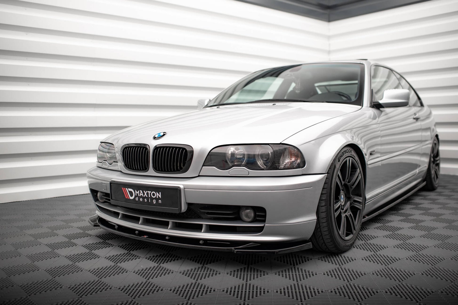 Maxton Front Ansatz V.1 für BMW 3er Coupe E46 schwarz Hochglanz