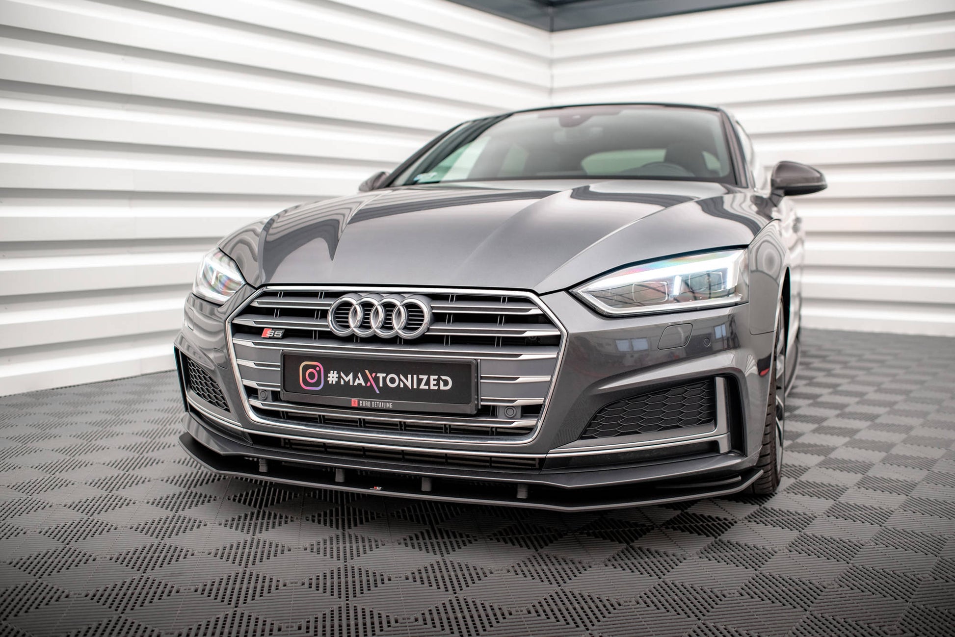 Maxton Street Pro Front Ansatz für für Audi A5 S-Line / S5 Coupe / Sportback F5