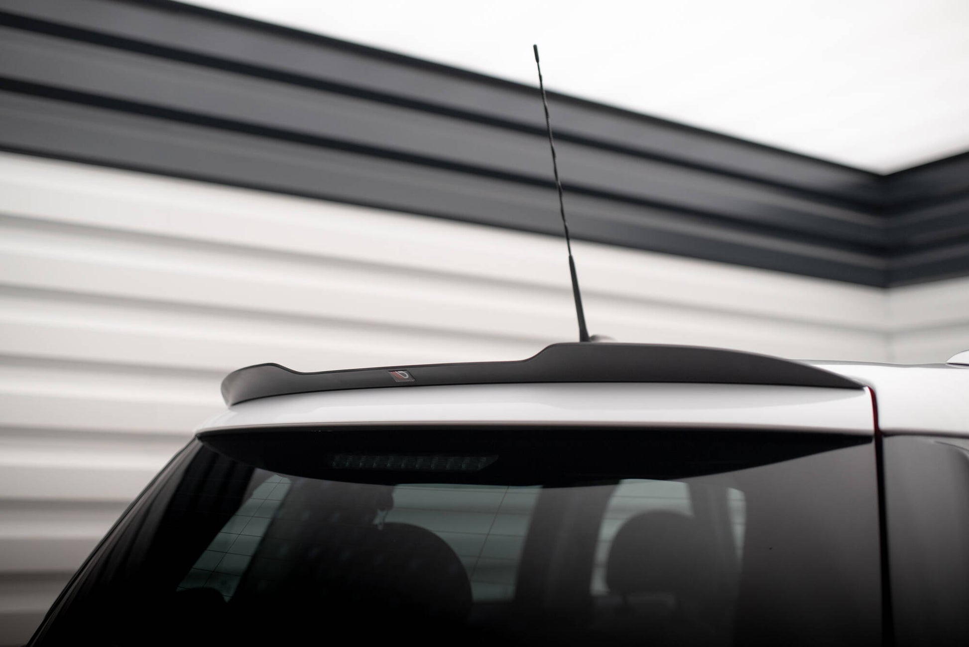 Maxton Spoiler CAP für Mini Cooper Countryman R60 Facelift schwarz Hochglanz