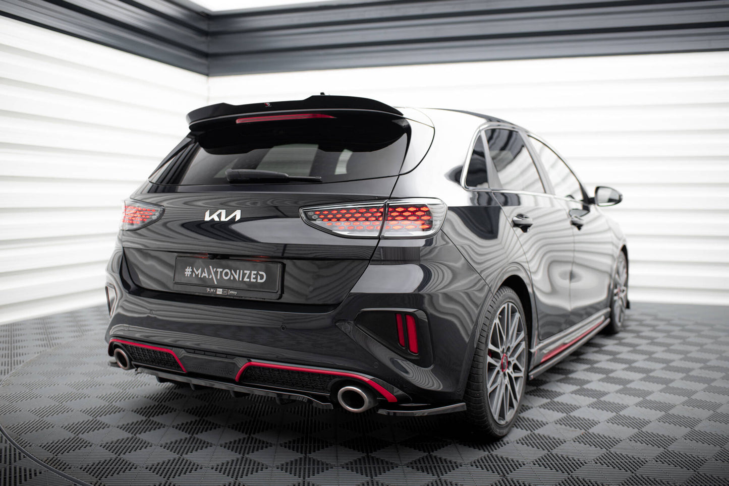 Maxton Heck Ansatz Flaps Diffusor für Kia Ceed GT Mk3 Facelift schwarz Hochglanz