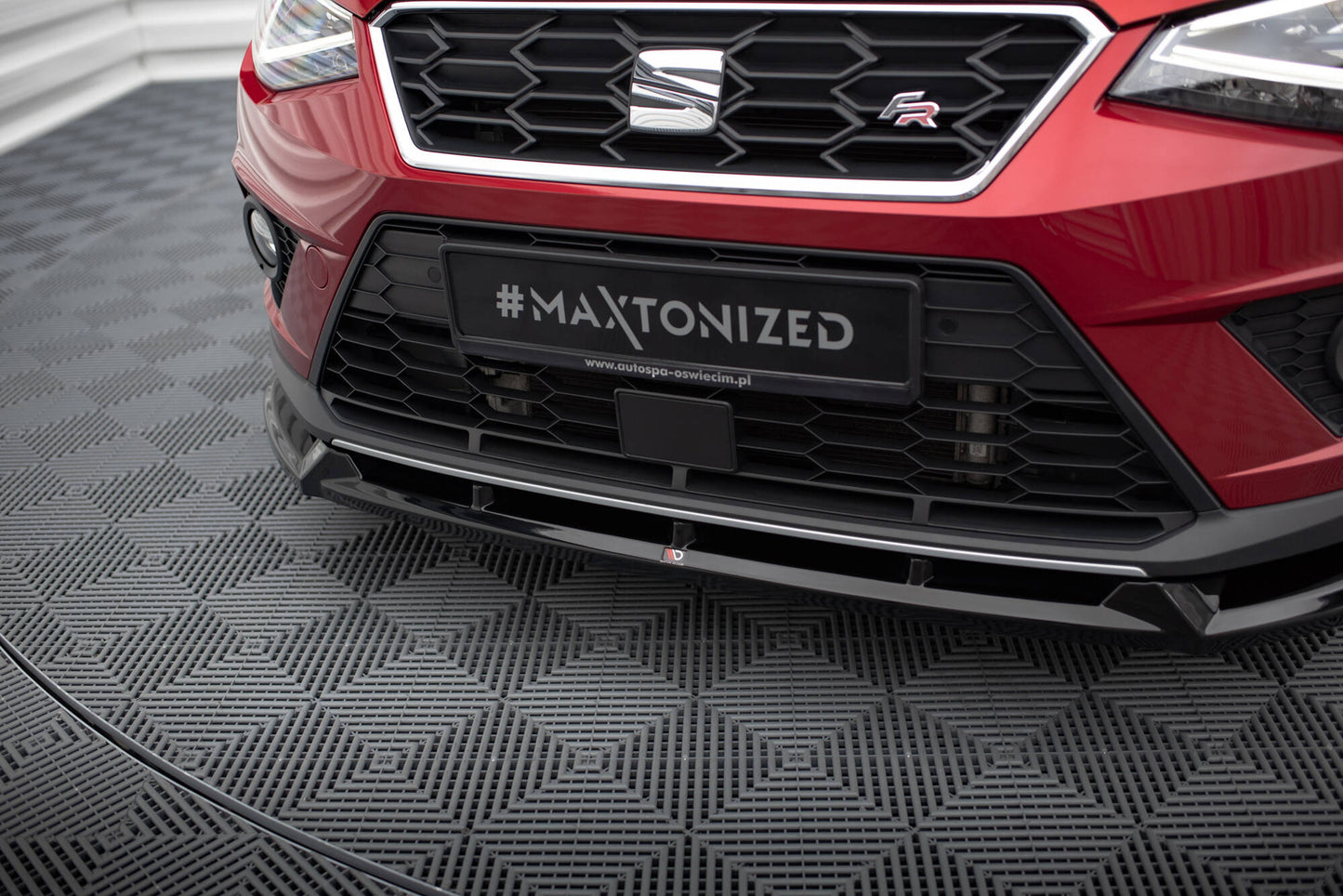 Maxton Front Ansatz für Seat Arona FR Mk1 schwarz Hochglanz