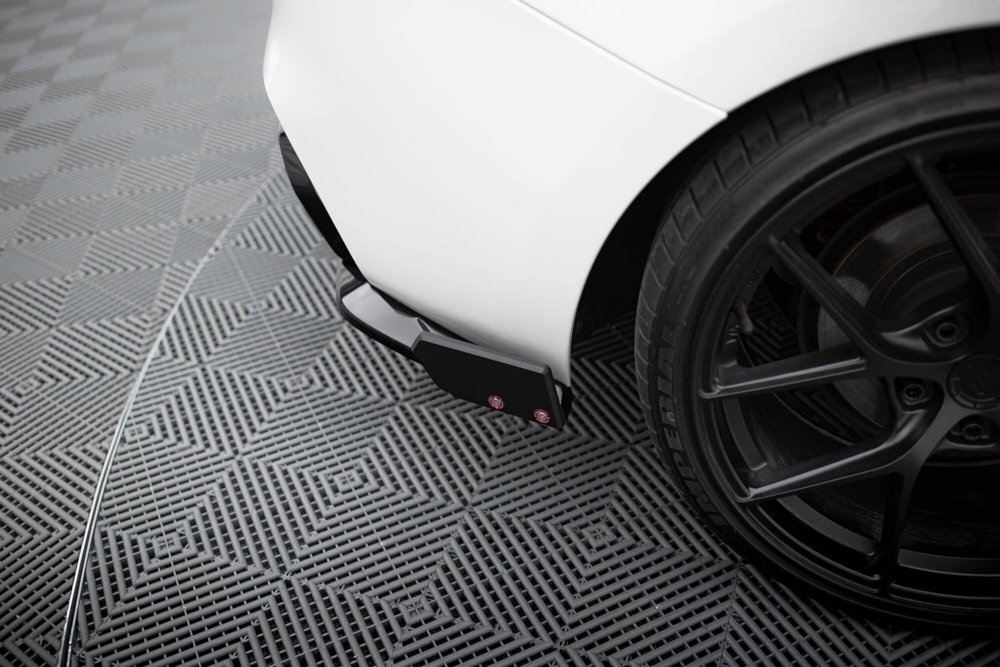 Maxton Heck Ansatz Flaps Diffusor V.5 +Flaps für BMW 1er M-Paket / M140i F20 Facelift
