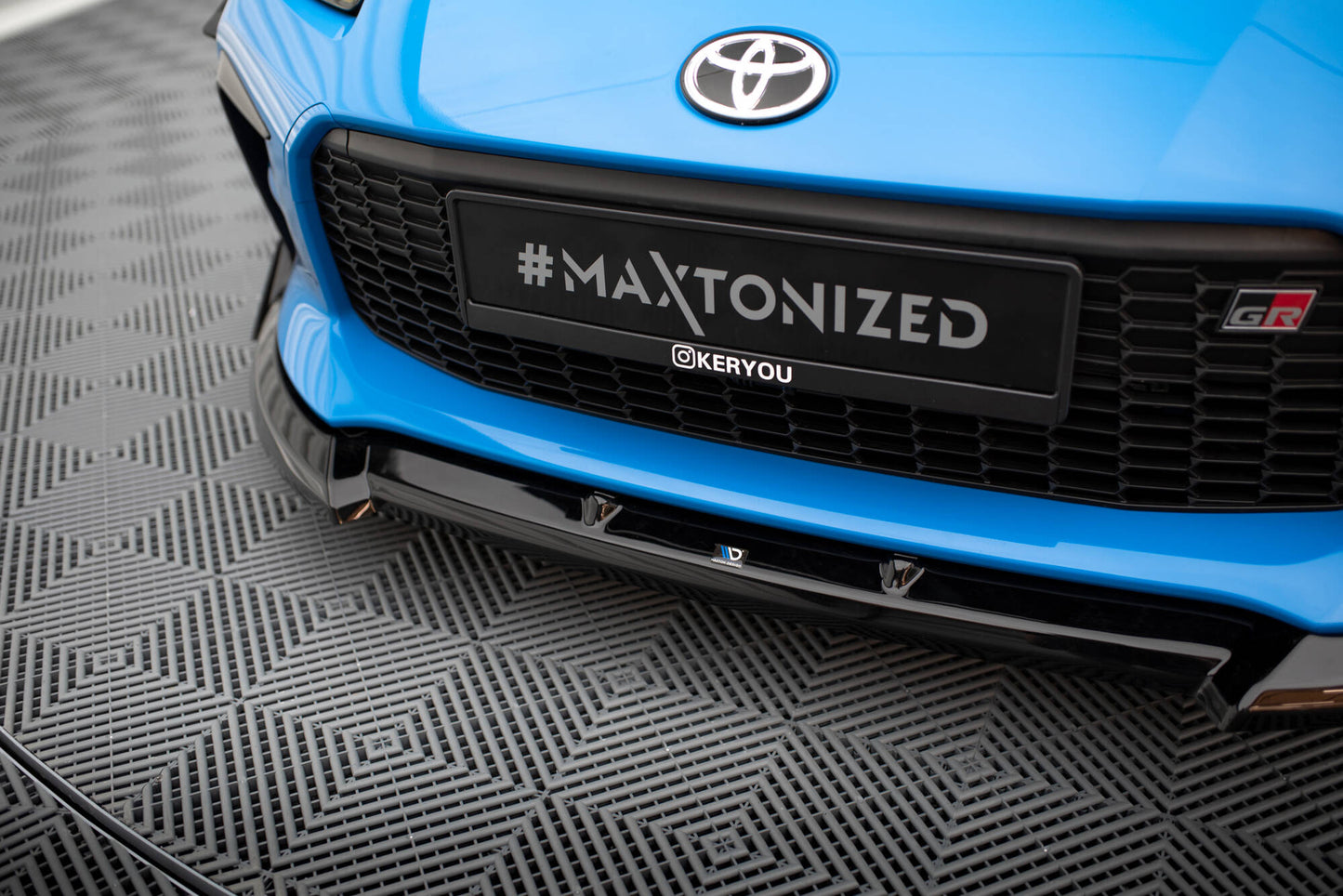 Maxton Front Ansatz V.3 für Toyota GR86 Mk1 schwarz Hochglanz