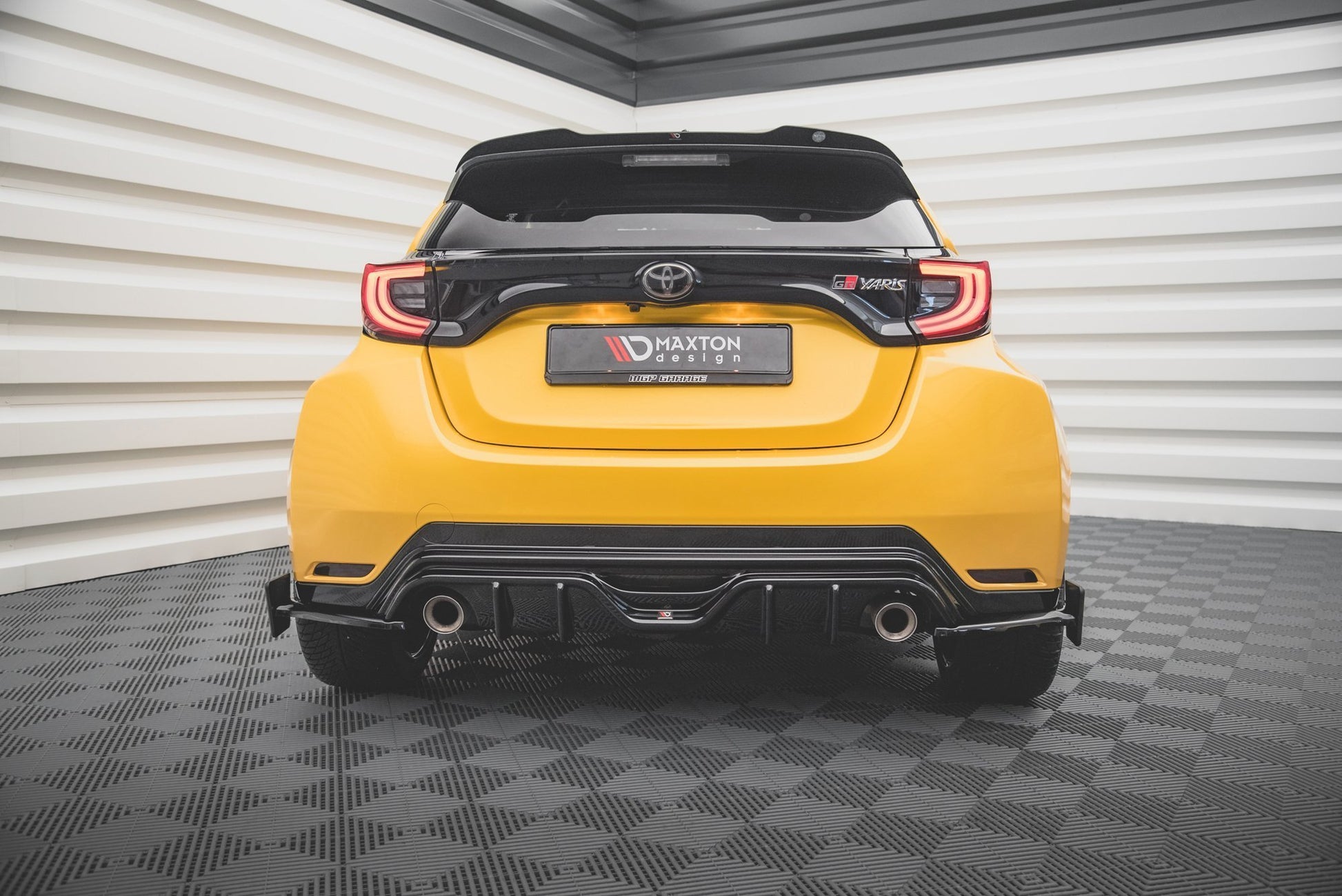 Maxton Heck Ansatz Flaps Diffusor +Flaps für V.4 Toyota GR Yaris Mk4