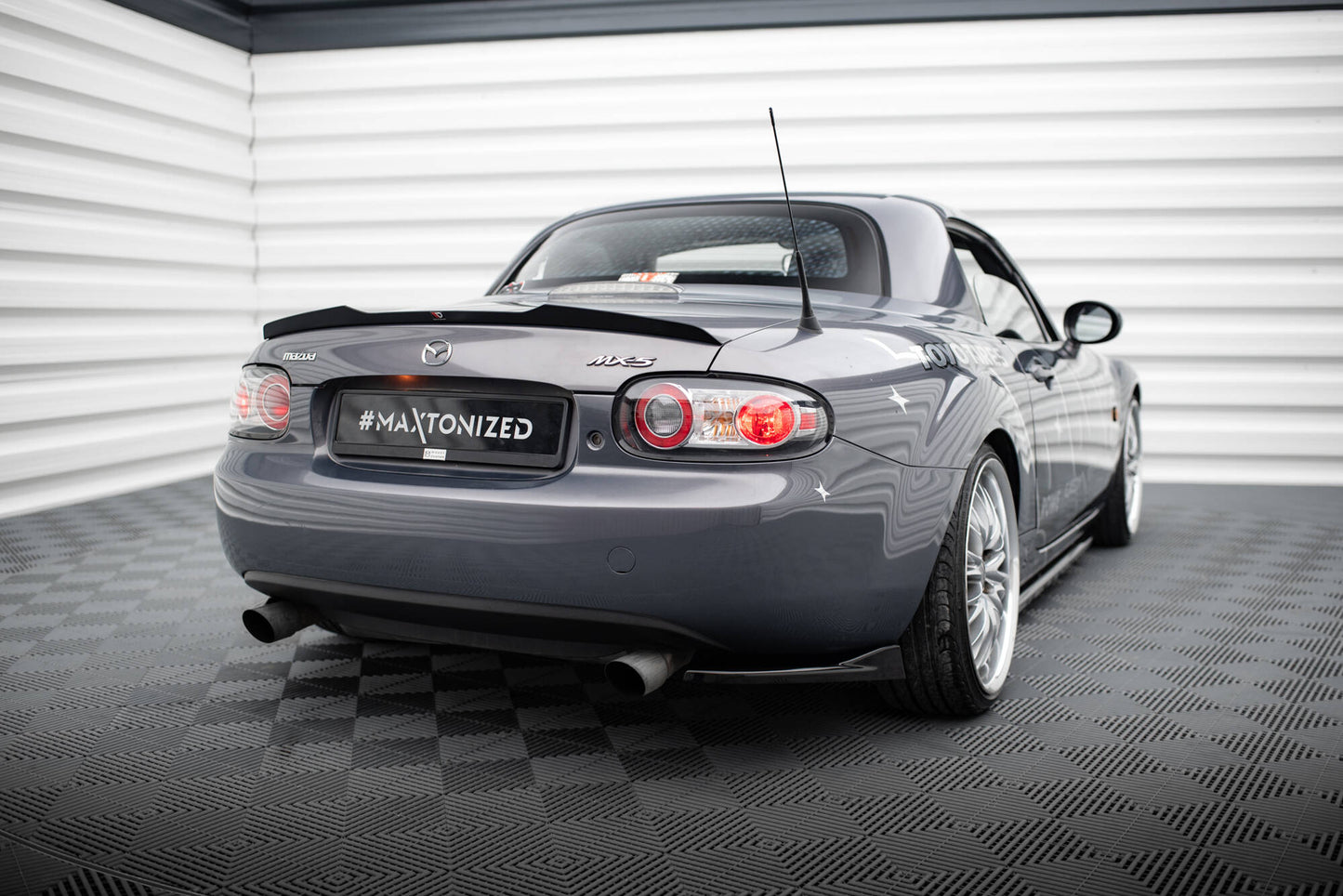 Maxton Spoiler CAP für Mazda MX5 Hardtop NC (Mk3) schwarz Hochglanz