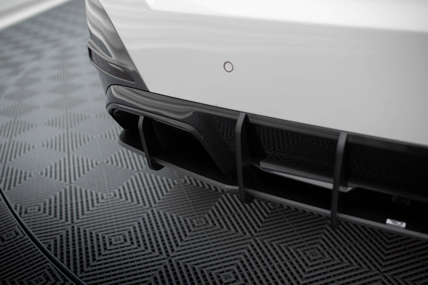 Maxton Street Pro Heckschürze für BMW i4 M-Paket G26