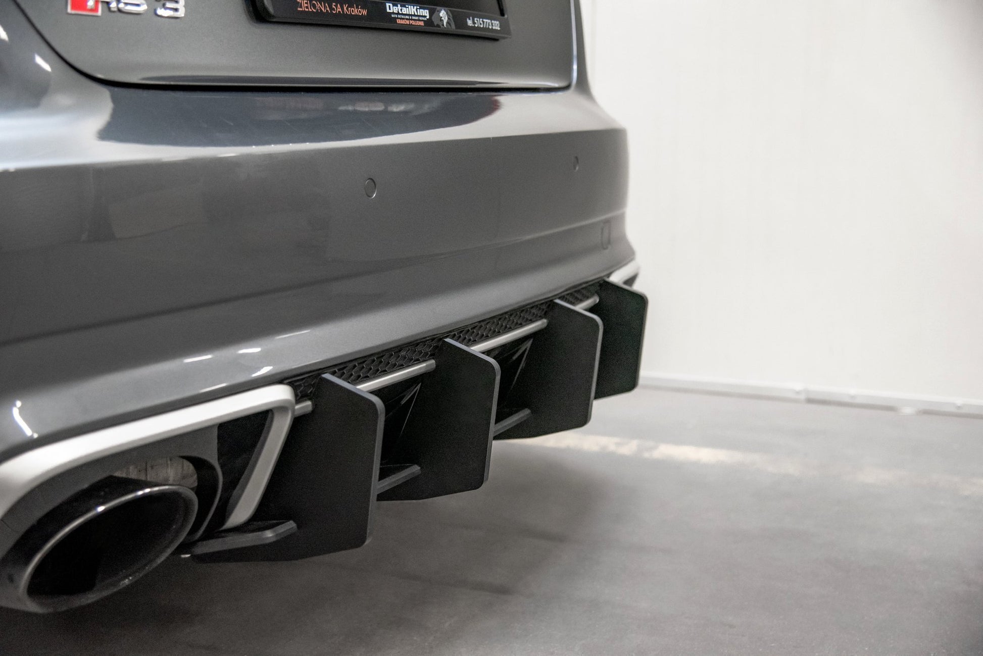 Maxton Robuste Racing Heckschürze V.2 für Audi RS3 8V Sportback
