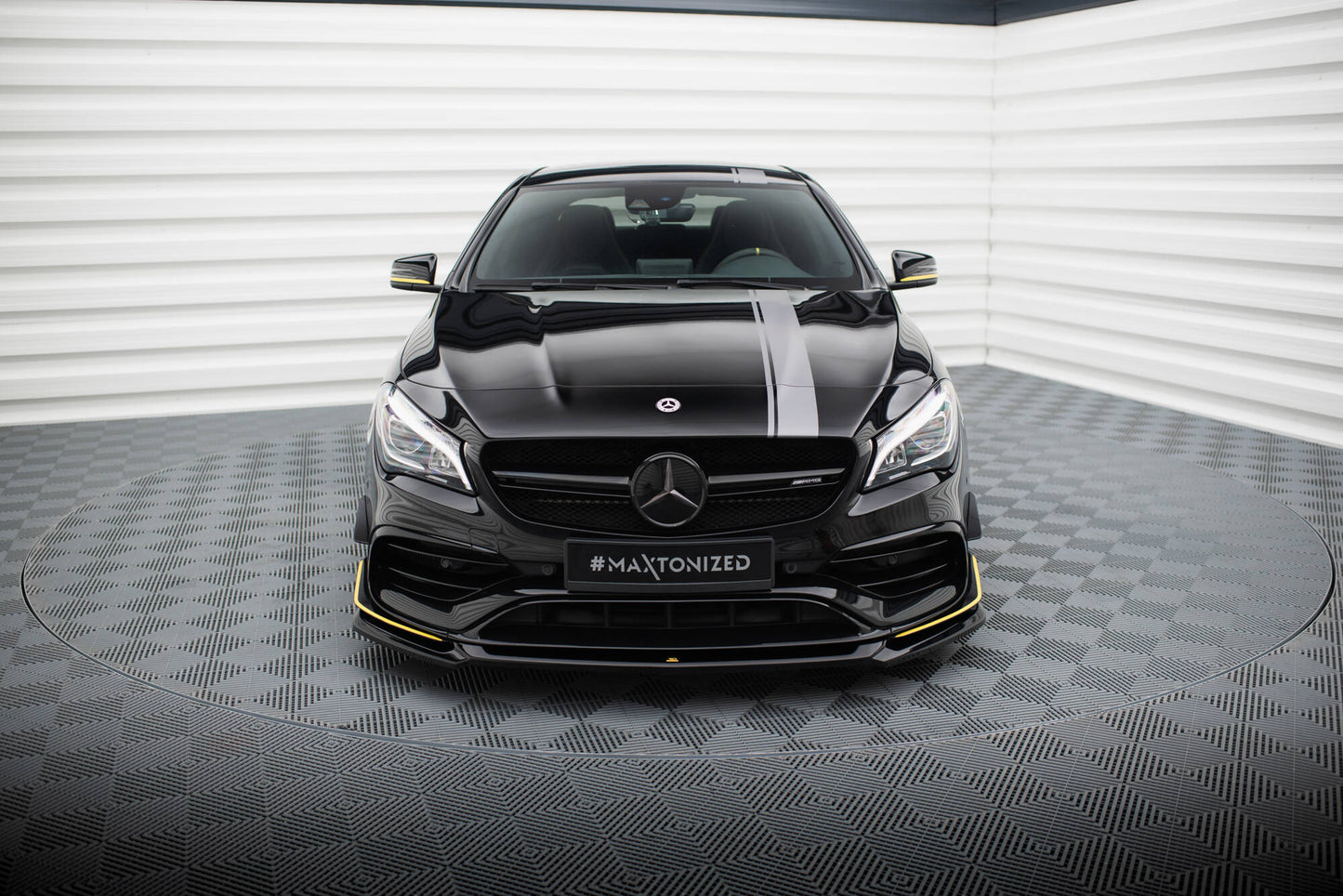 Maxton Front Ansatz V.4 für Mercedes-AMG CLA 45 Aero C117 Facelift schwarz Hochglanz