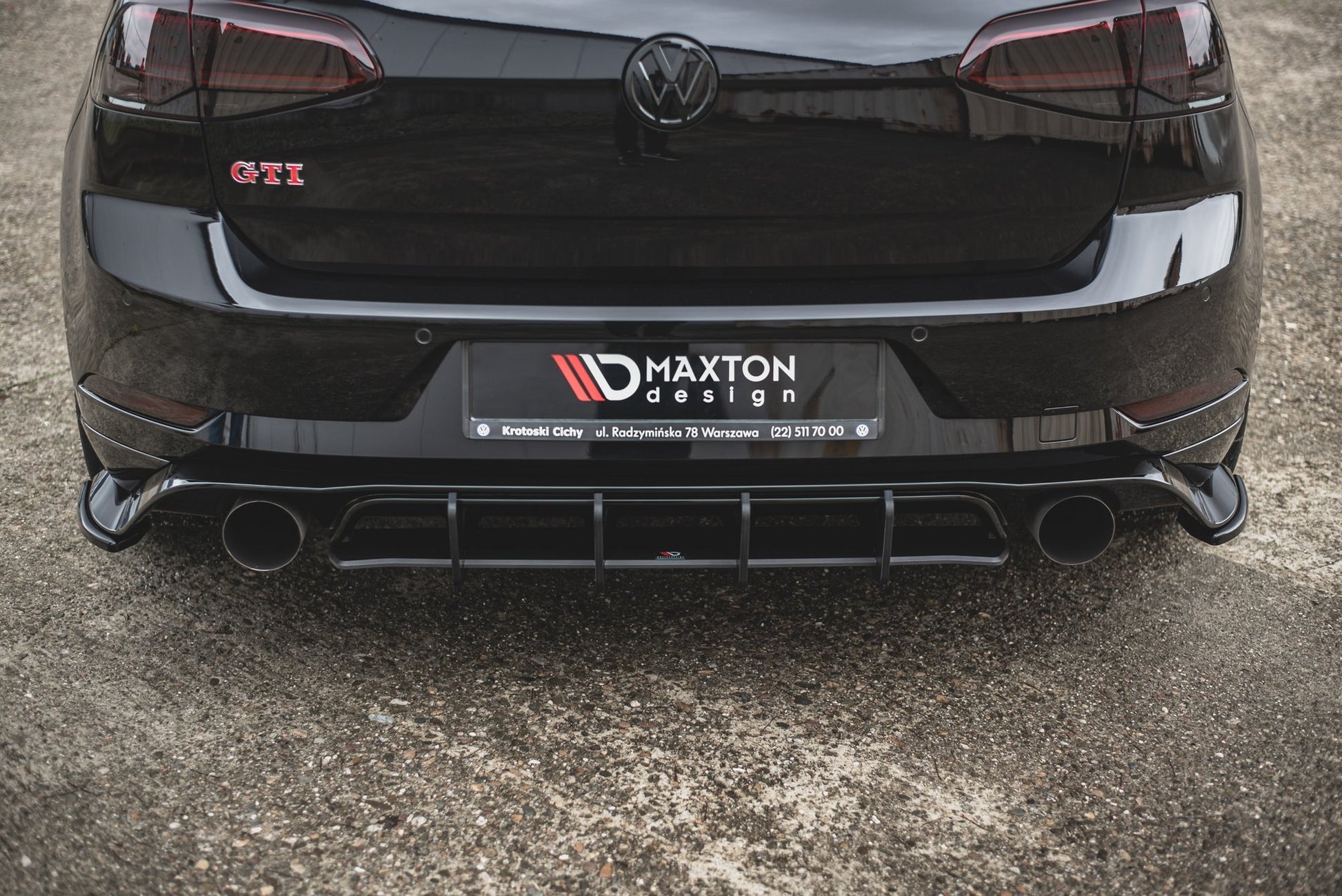 Maxton Robuste Racing Heckschürze für VW Golf 7 GTI TCR