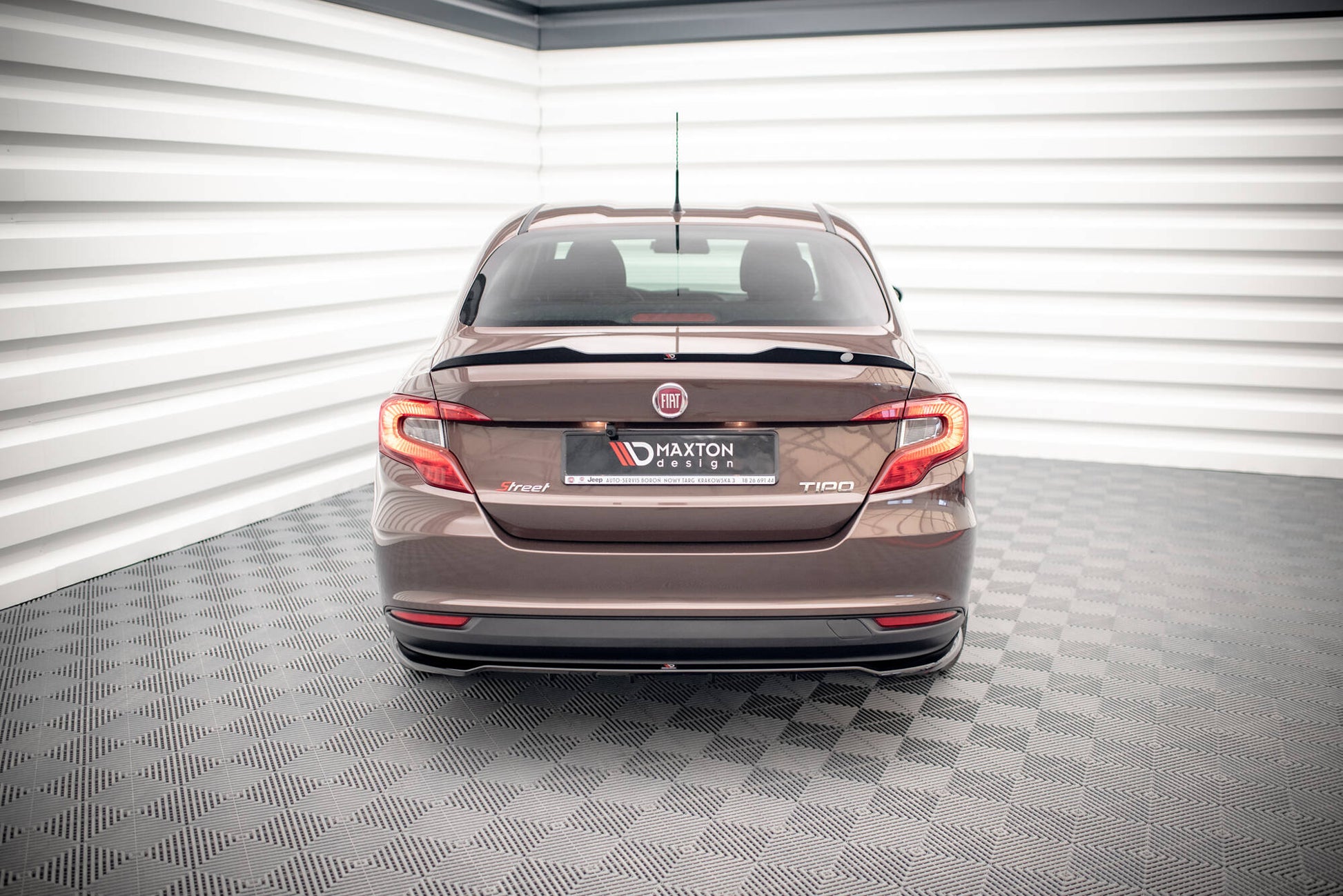 Maxton Spoiler CAP für Fiat Tipo S Limousine Mk1 schwarz Hochglanz