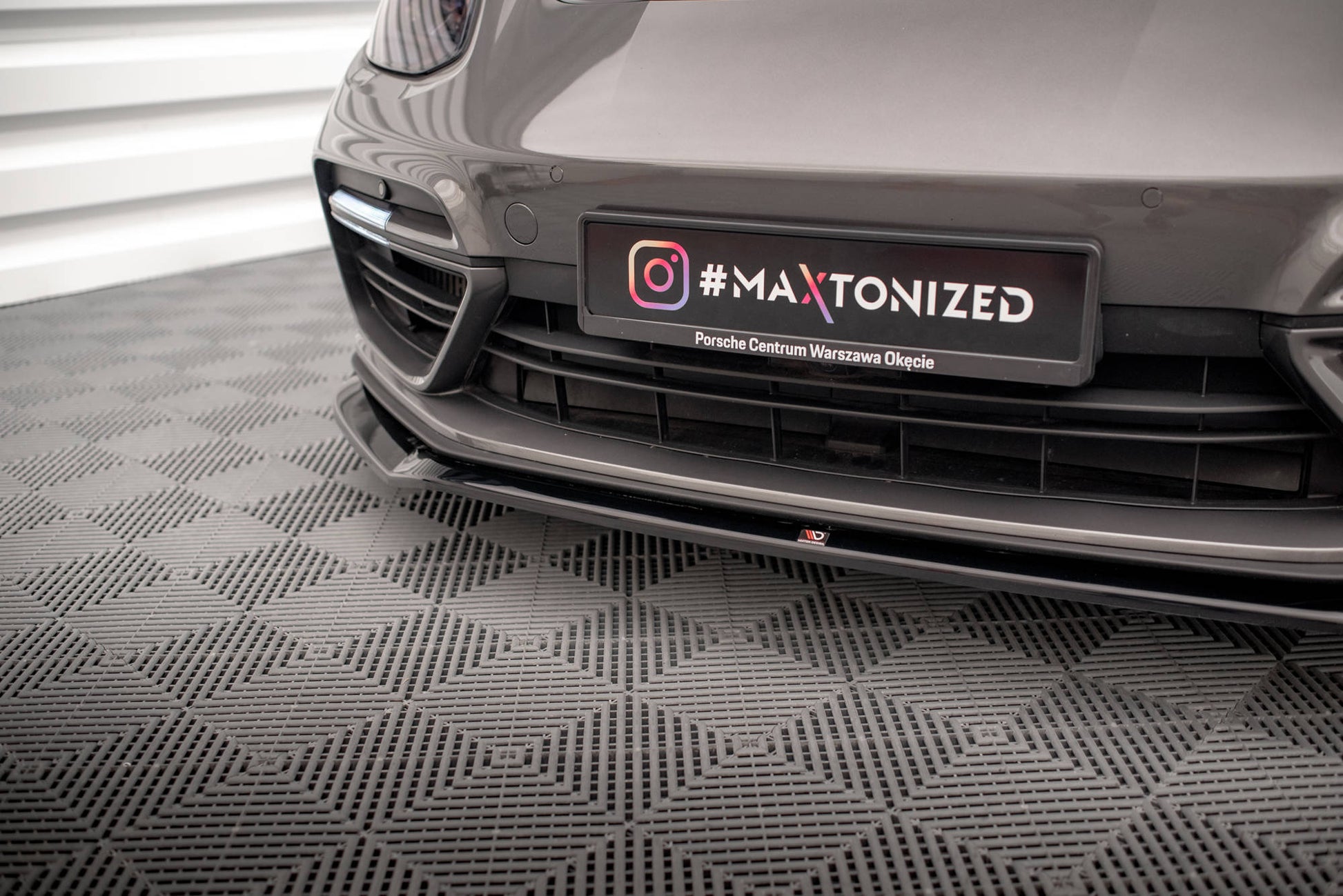 Maxton Front Ansatz V.2 für Porsche Panamera Turbo S E-Hybrid schwarz Hochglanz