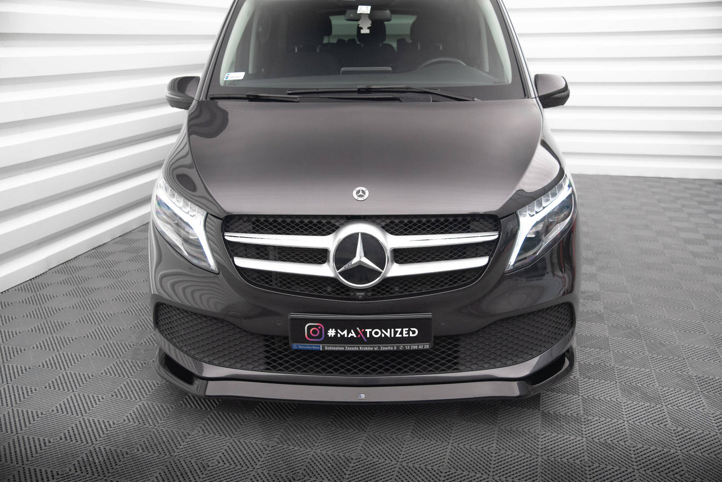 Maxton Front Ansatz V.1 für Mercedes-Benz V-Klasse W447 Facelift schwarz Hochglanz