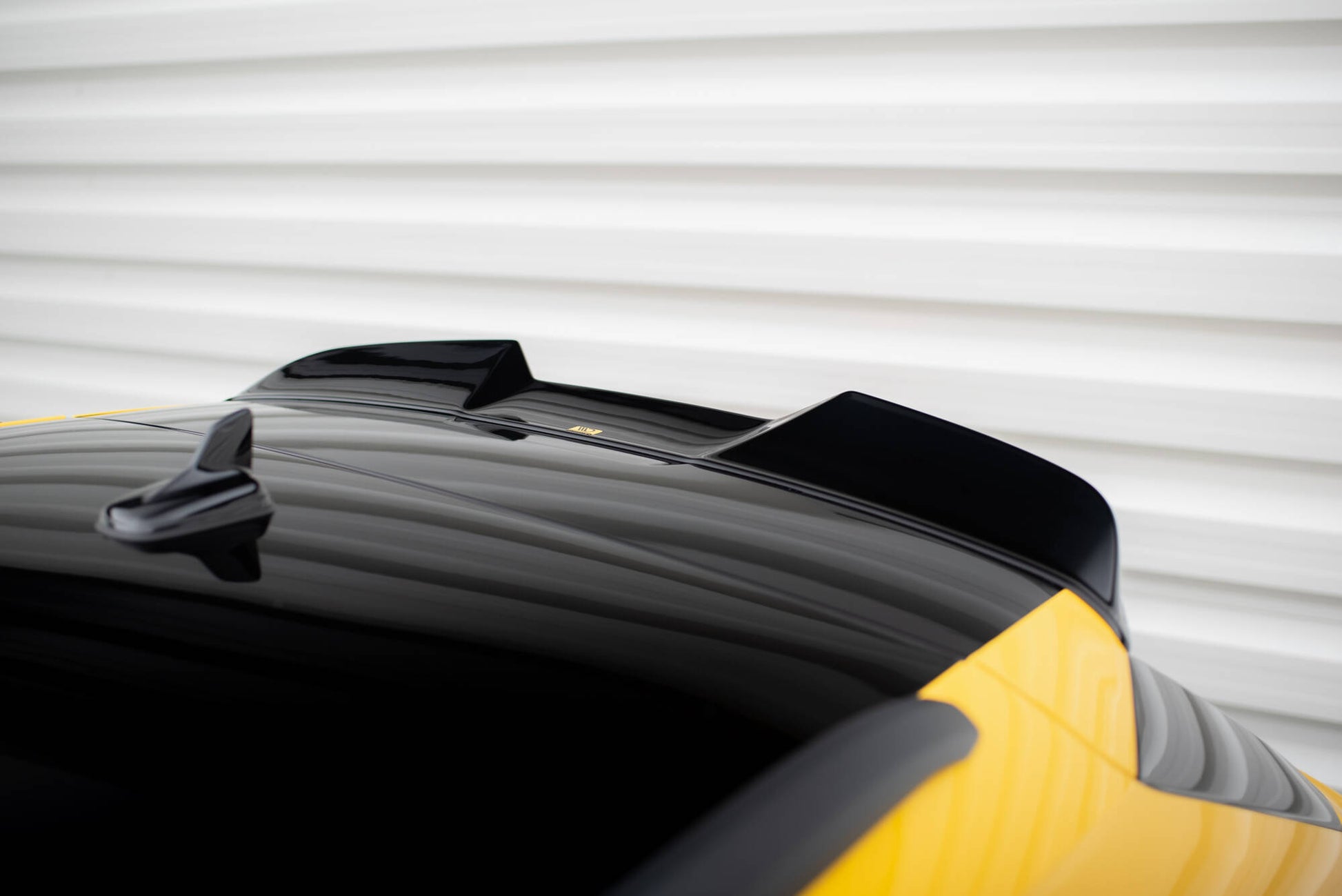 Maxton Spoiler CAP für 3D Audi RS3 / S3 / A3 S-Line Sportback 8Y schwarz Hochglanz