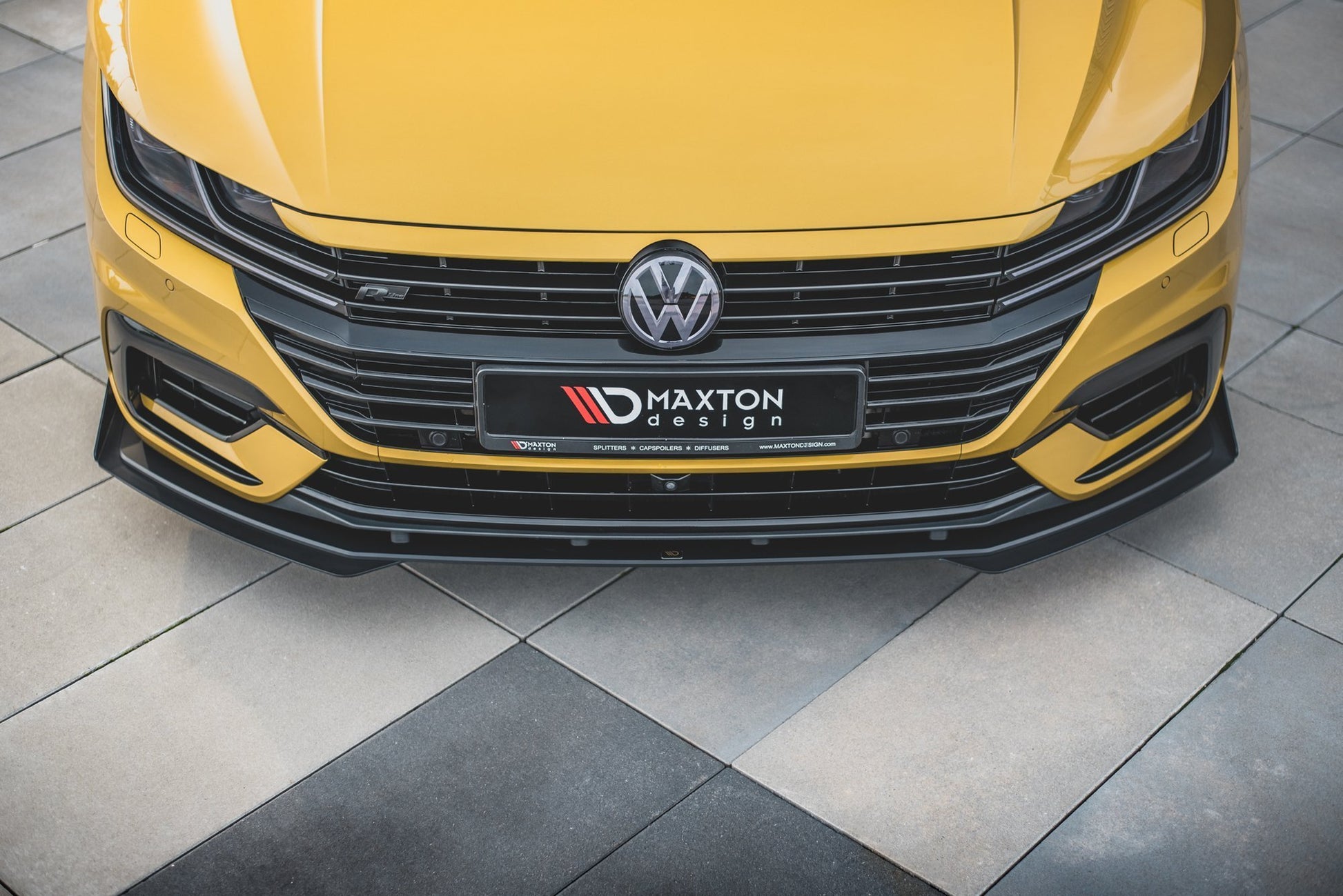 Maxton Robuste Racing Front Ansatz für passend +Flaps für Volkswagen Arteon R-Line schwarz Hochglanz
