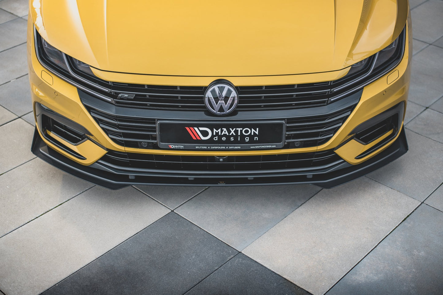Maxton Robuste Racing Front Ansatz für passend +Flaps für Volkswagen Arteon R-Line schwarz Hochglanz