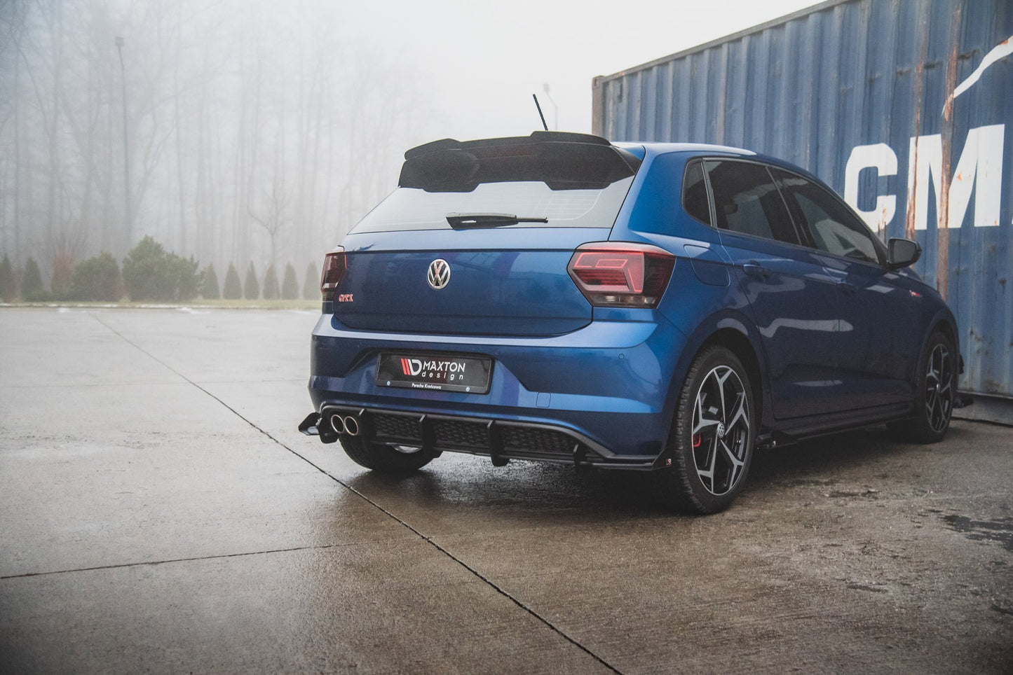 Maxton Robuste Racing Diffusor Heck Ansatz +Flaps für Volkswagen Polo GTI Mk6 schwarz Hochglanz