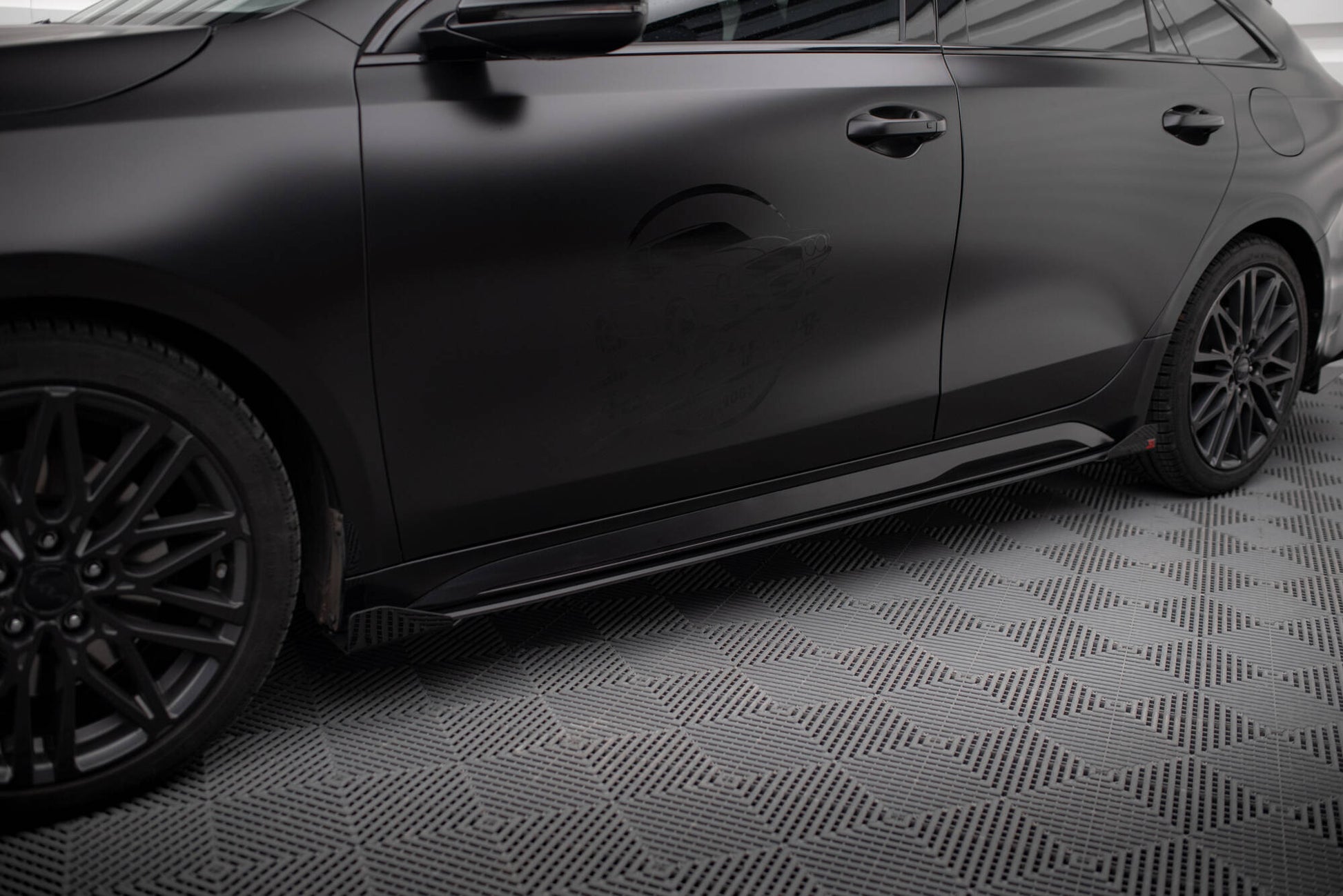Maxton Street Pro Seitenschweller Ansatz für + Flaps Kia Proceed GT Mk1 Facelift / Ceed GT Mk3 Facelift  schwarz Hochglanz