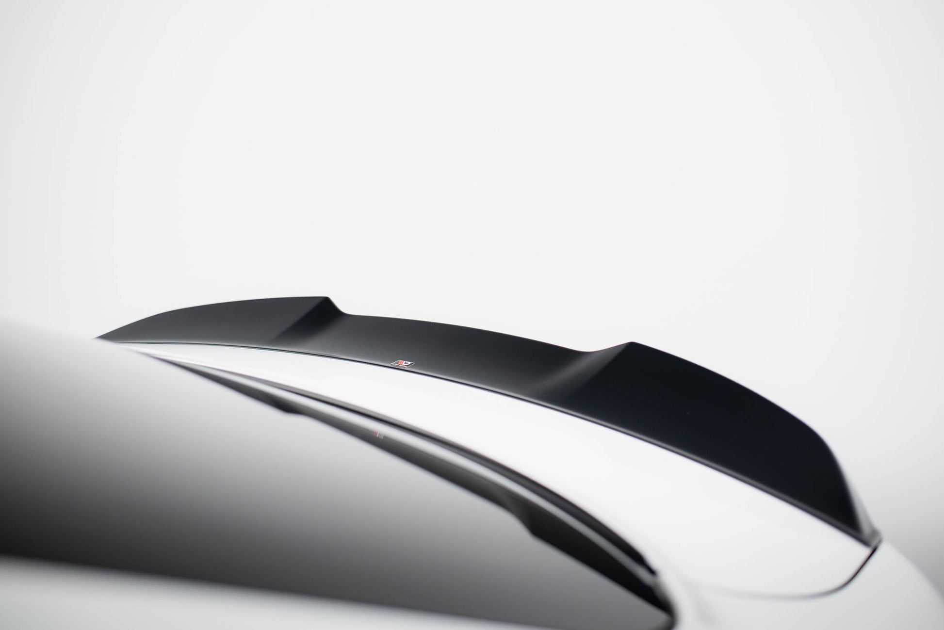 Maxton Spoiler CAP für 3D Alfa Romeo Giulia Quadrifoglio schwarz Hochglanz