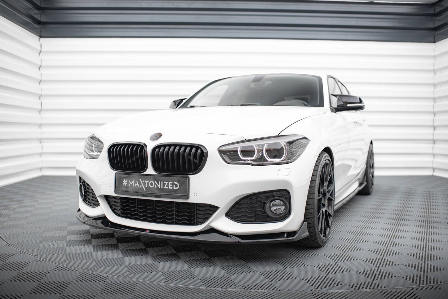 Maxton Front Ansatz V.4 für CSL Look BMW 1er M-Paket / M140i F20 Facelift schwarz Hochglanz