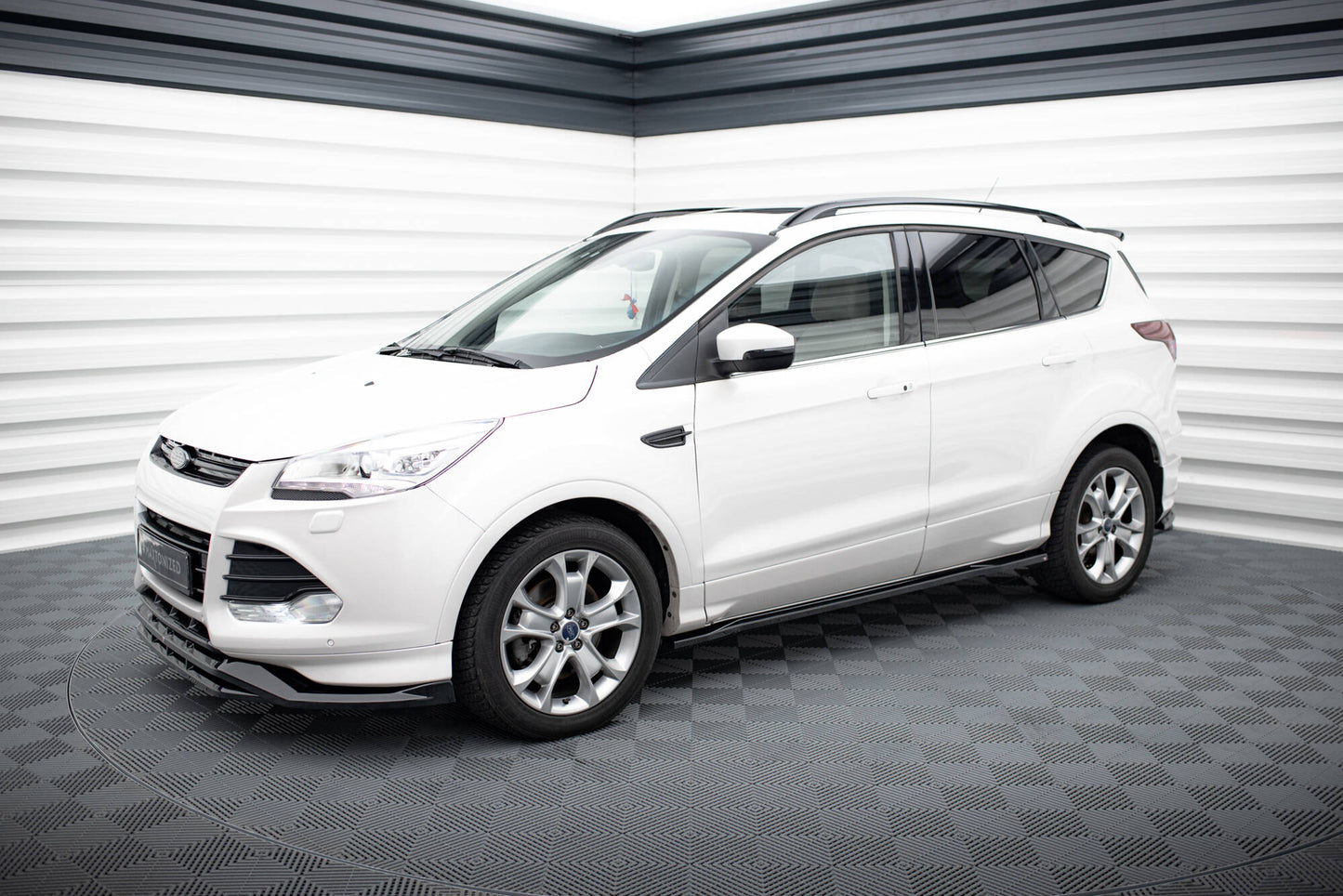 Maxton Seitenschweller Ansatz für Ford Kuga ST-Line Mk2 schwarz Hochglanz