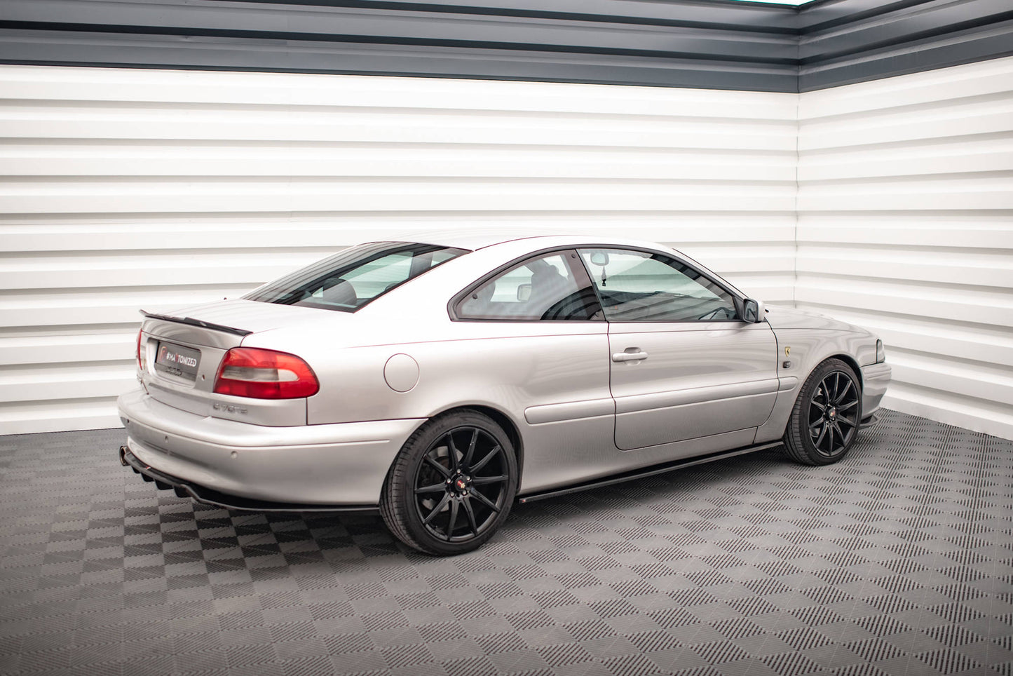 Maxton Seitenschweller Ansatz für Volvo C70 Mk1 schwarz Hochglanz