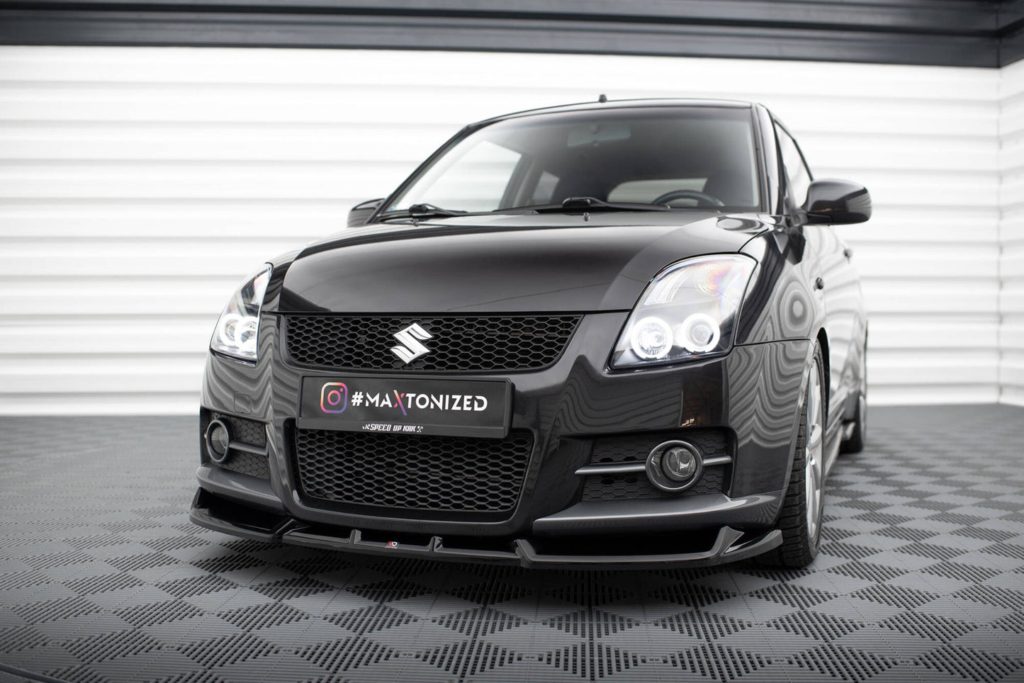 Maxton Front Ansatz für Suzuki Swift Sport Mk4 schwarz Hochglanz