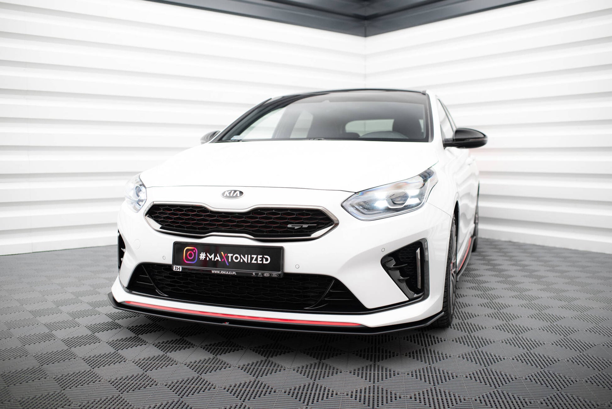 Maxton Street Pro Front Ansatz für für Kia Ceed GT Mk3 / Proceed Mk1