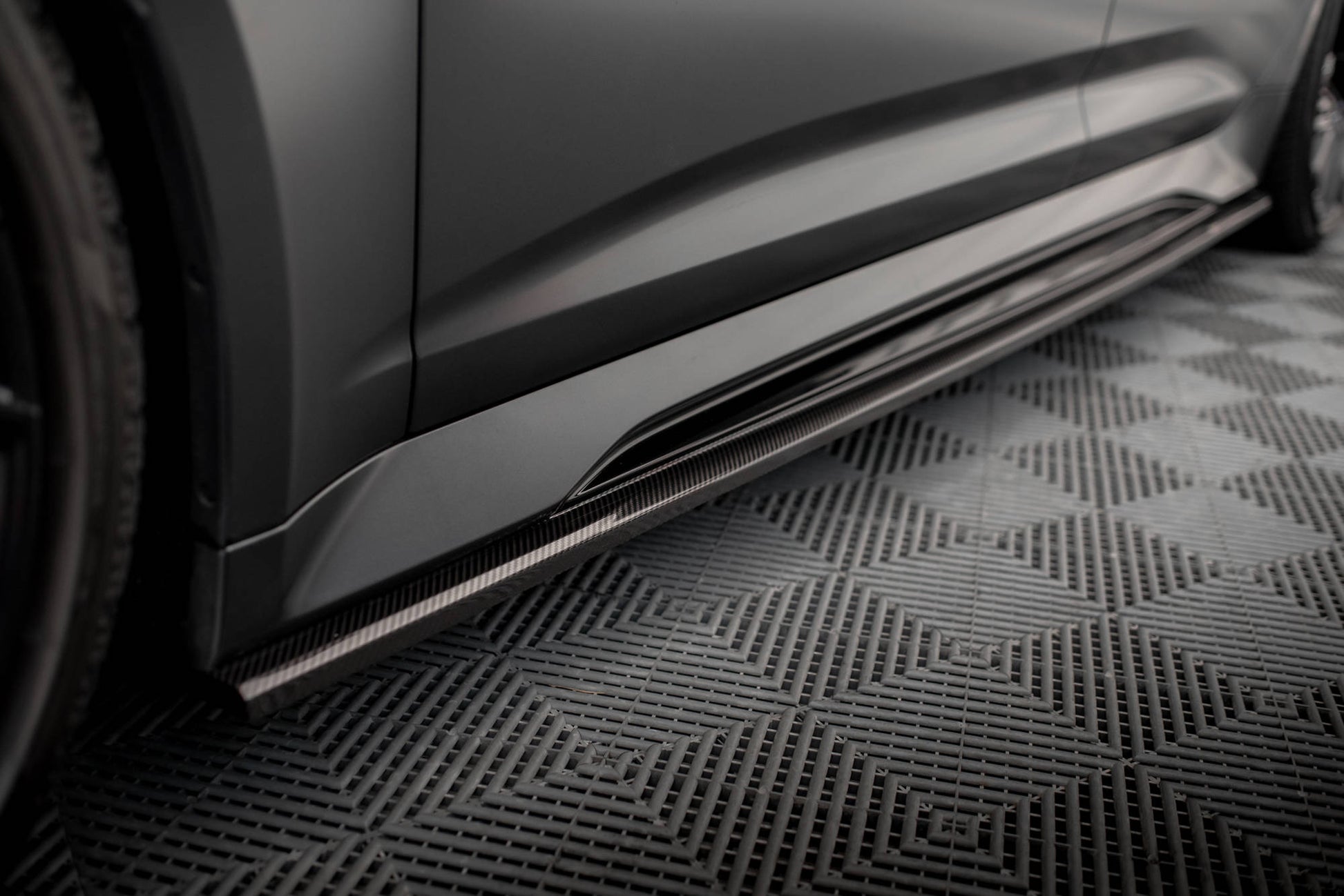 Maxton Set of Carbon Fiber Splitters Audi RS6 C8 schwarz matt