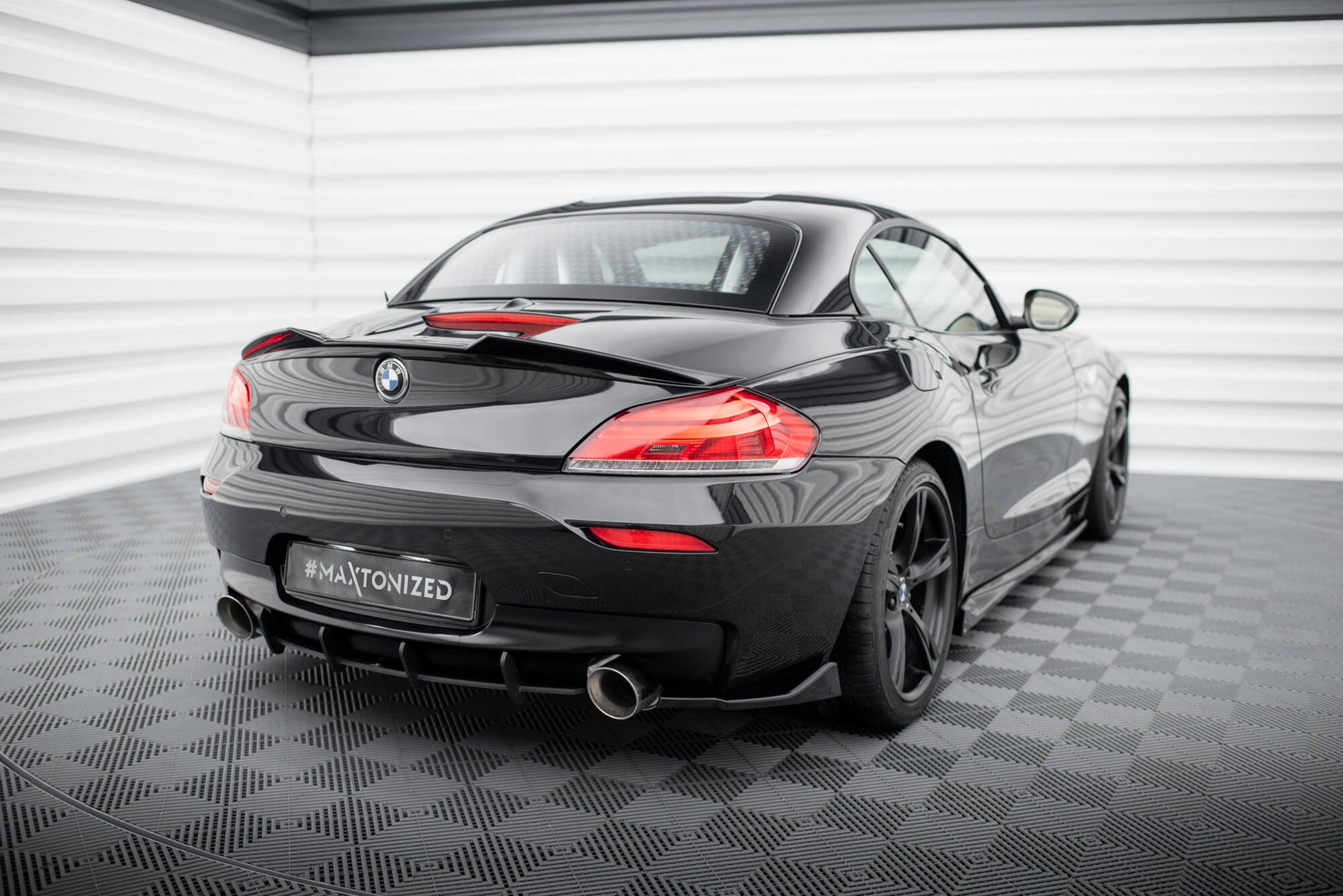 Maxton Heck Ansatz Flaps Diffusor für BMW Z4 M-Paket E89 Facelift schwarz Hochglanz