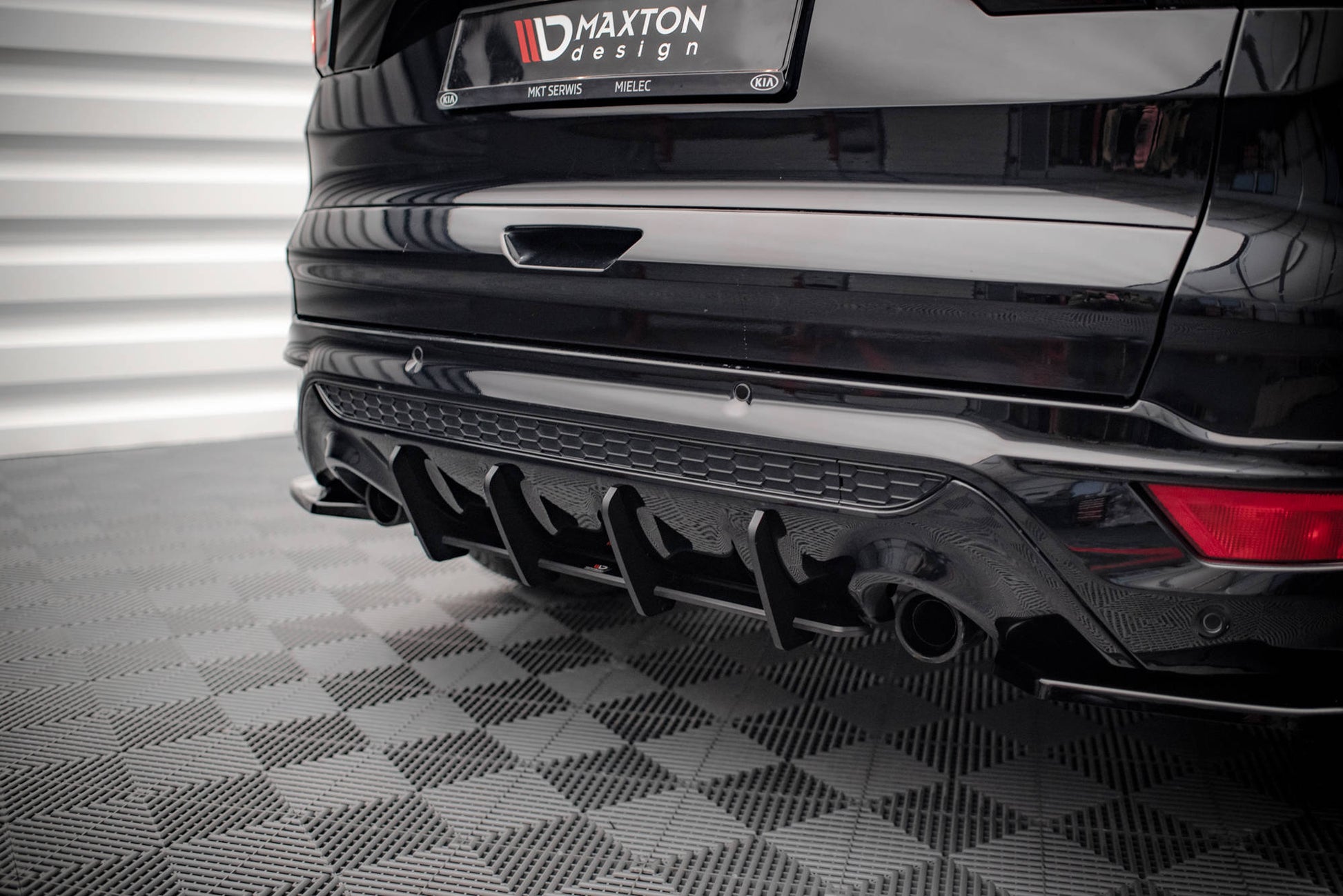 Maxton Street Pro Heckschürze für Ford Escape ST-Line Mk3