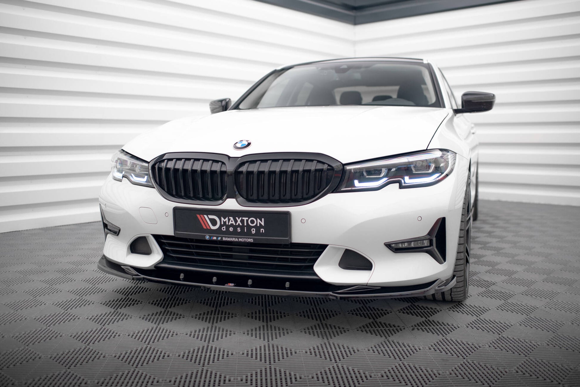 Maxton Front Ansatz V.2 für BMW 3er Sport Line G20 / G21 schwarz Hochglanz