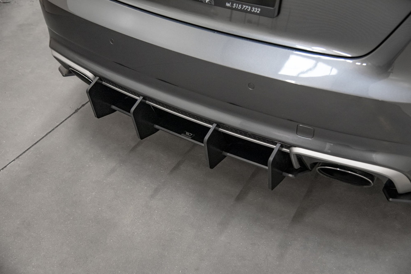 Maxton Robuste Racing Heckschürze V.2 für Audi RS3 8V Sportback