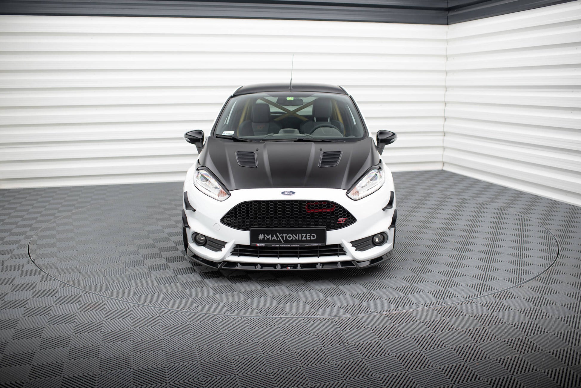 Maxton Front Ansatz V.6 für Ford Fiesta ST Mk7 Facelift schwarz Hochglanz