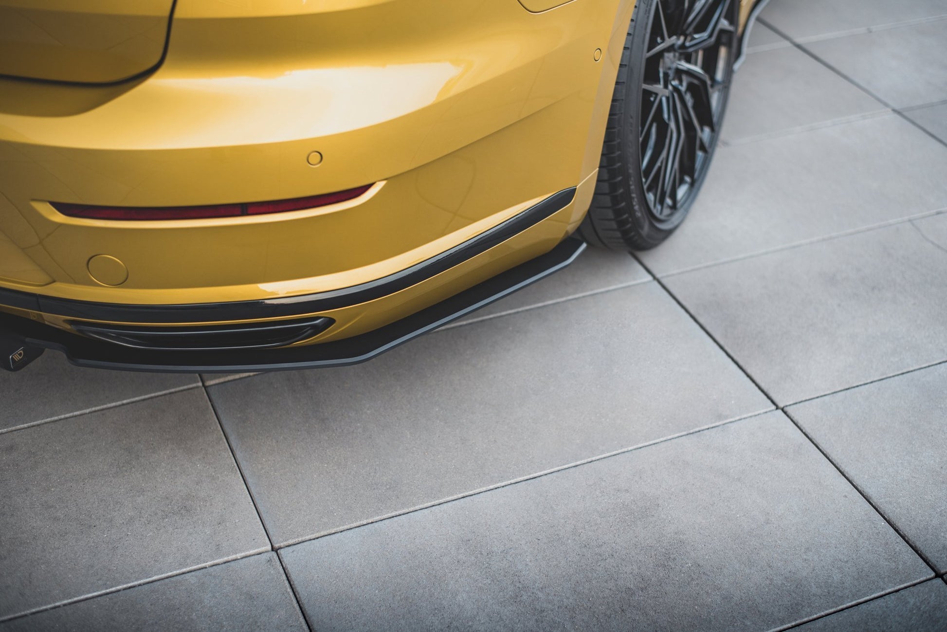 Maxton Robuste Racing Diffusor Heck Ansatz für Volkswagen Arteon R-Line