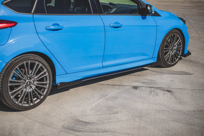 Maxton Robuste Racing Seitenschweller Ansatz für für + Flaps Ford Focus RS Mk3 schwarz Hochglanz